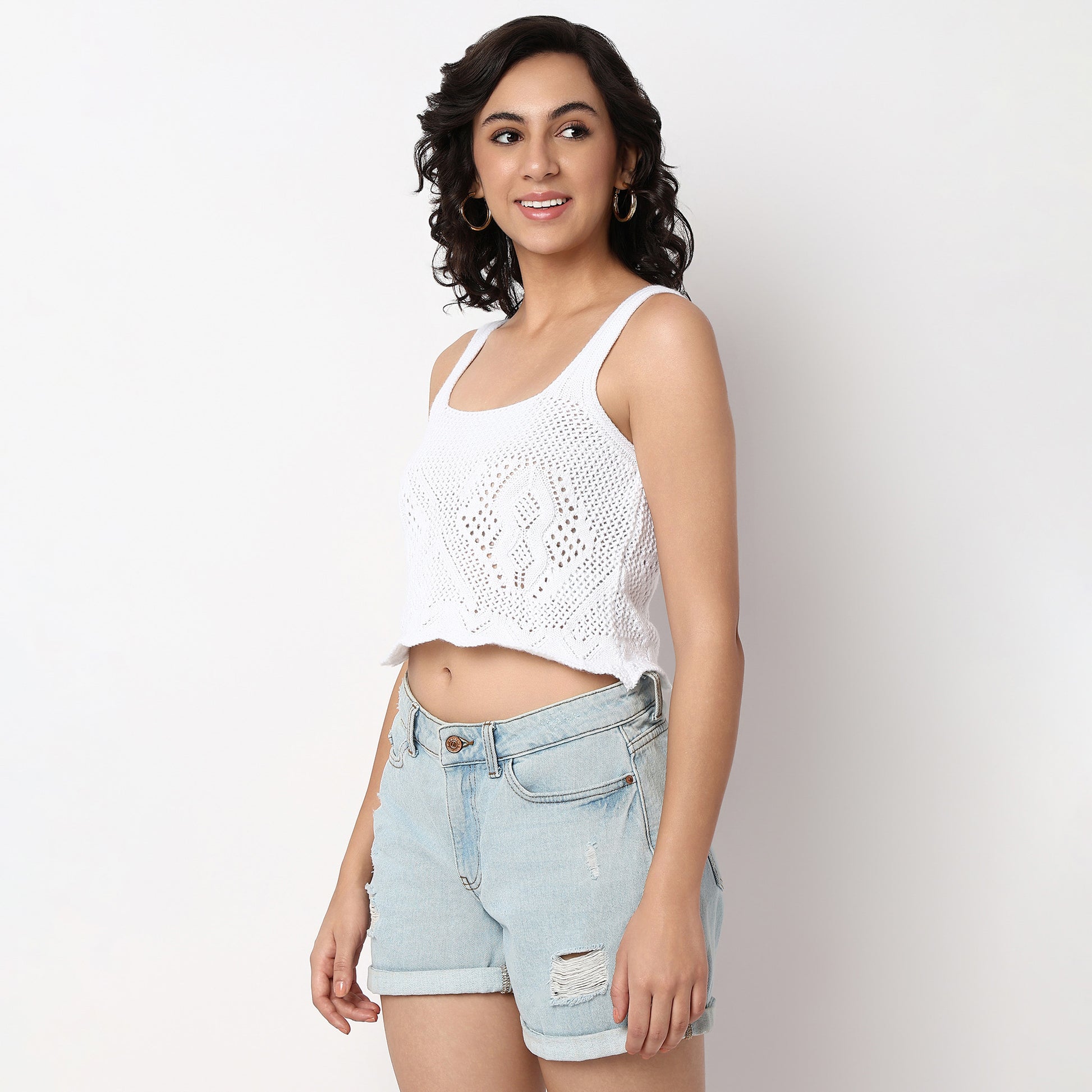 Knitted Solid Cropped Scoop Neck T-Shirt