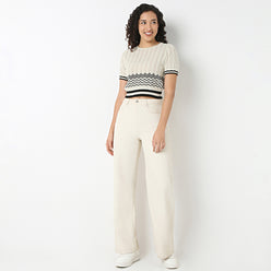 Betty Round Neck Fashion Tee With Chevron Pattern