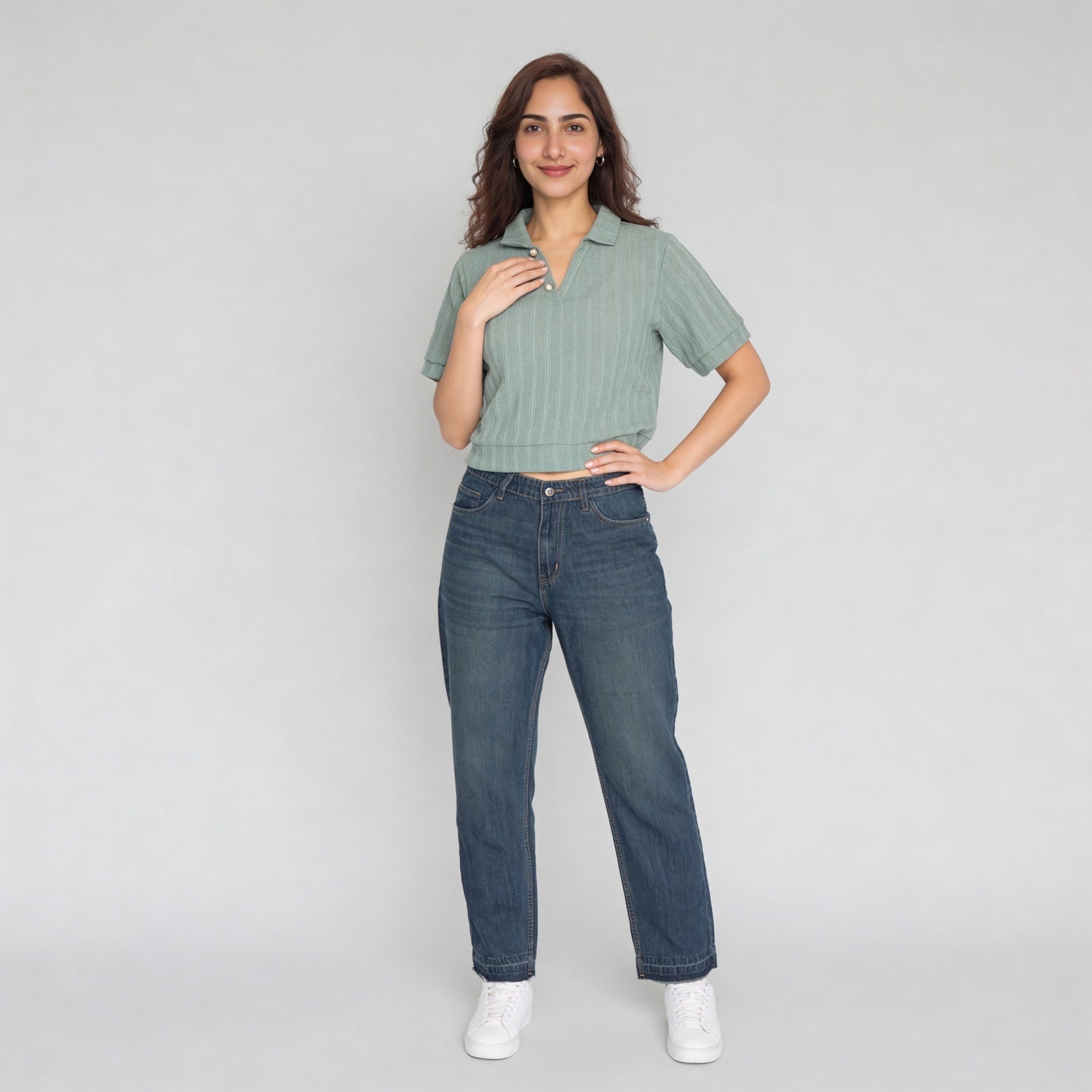 V-Neck Slim Fit Cropped T-Shirt