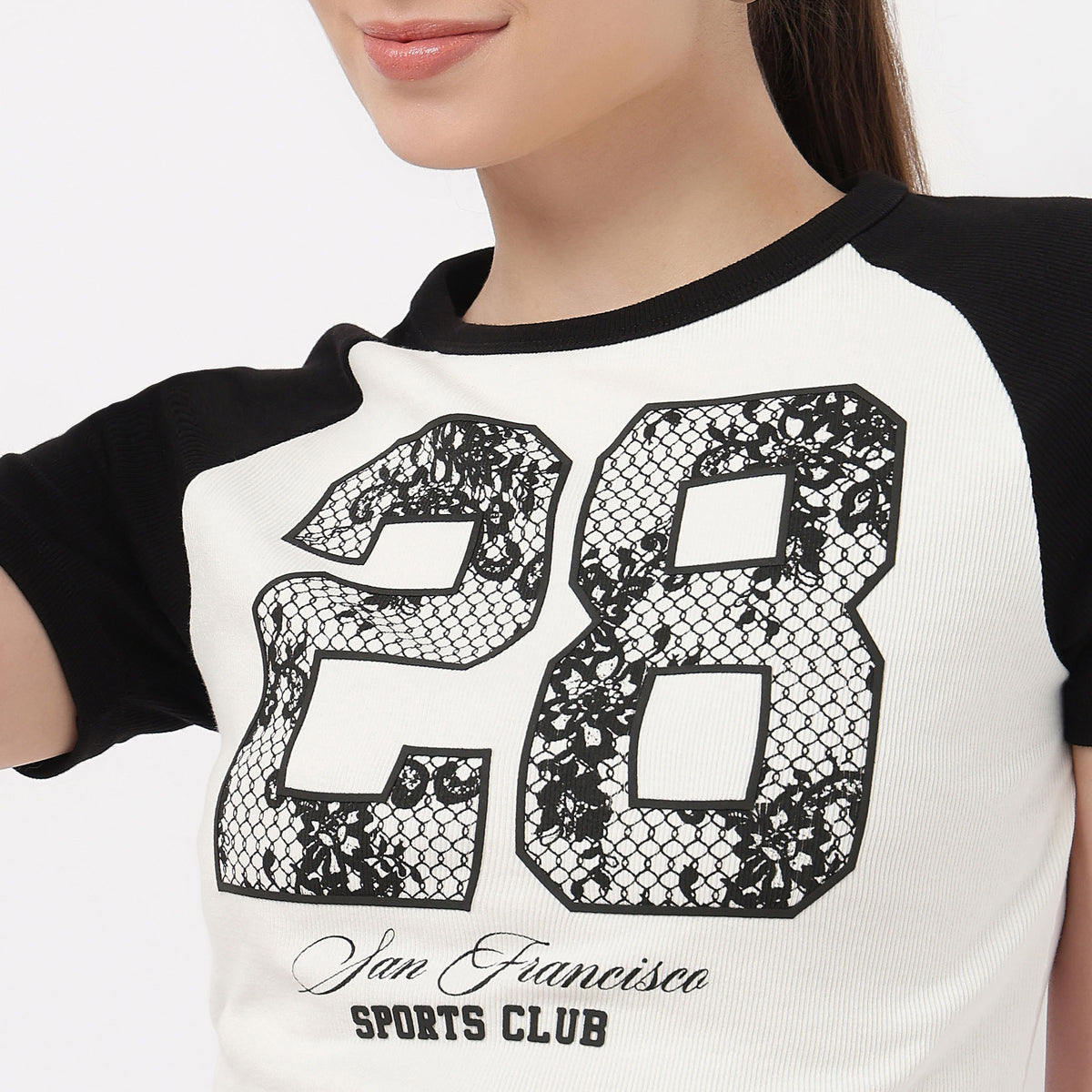 Slim Fit Graphic Crop Tee