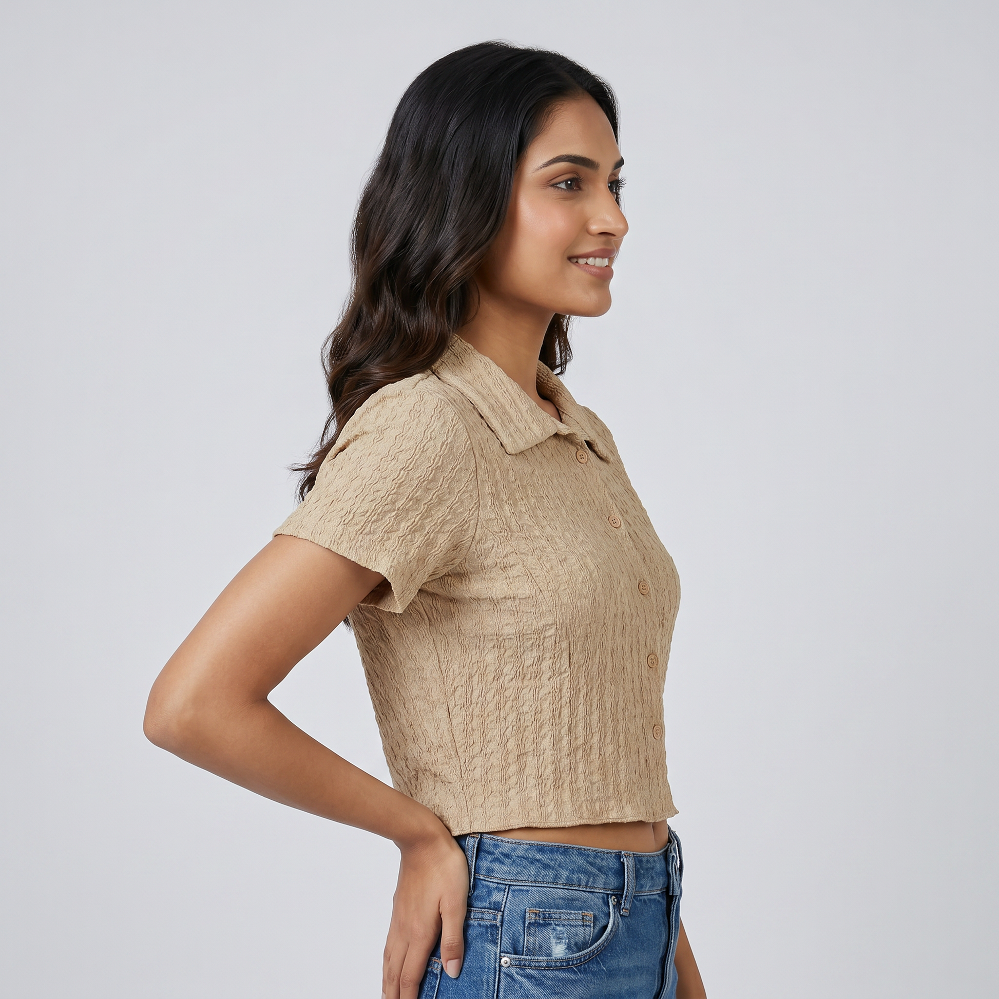 Knitted Solid Crop Shirt