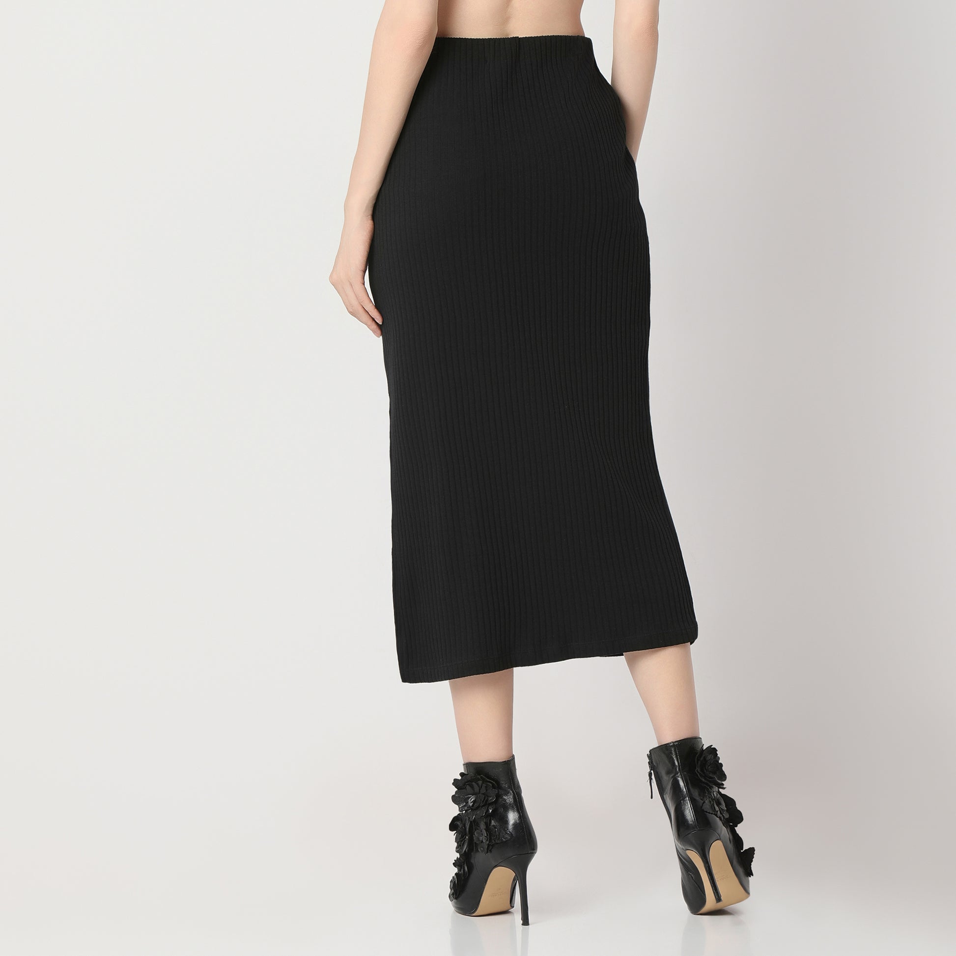 Slim Fit Solid High Rise Skirt