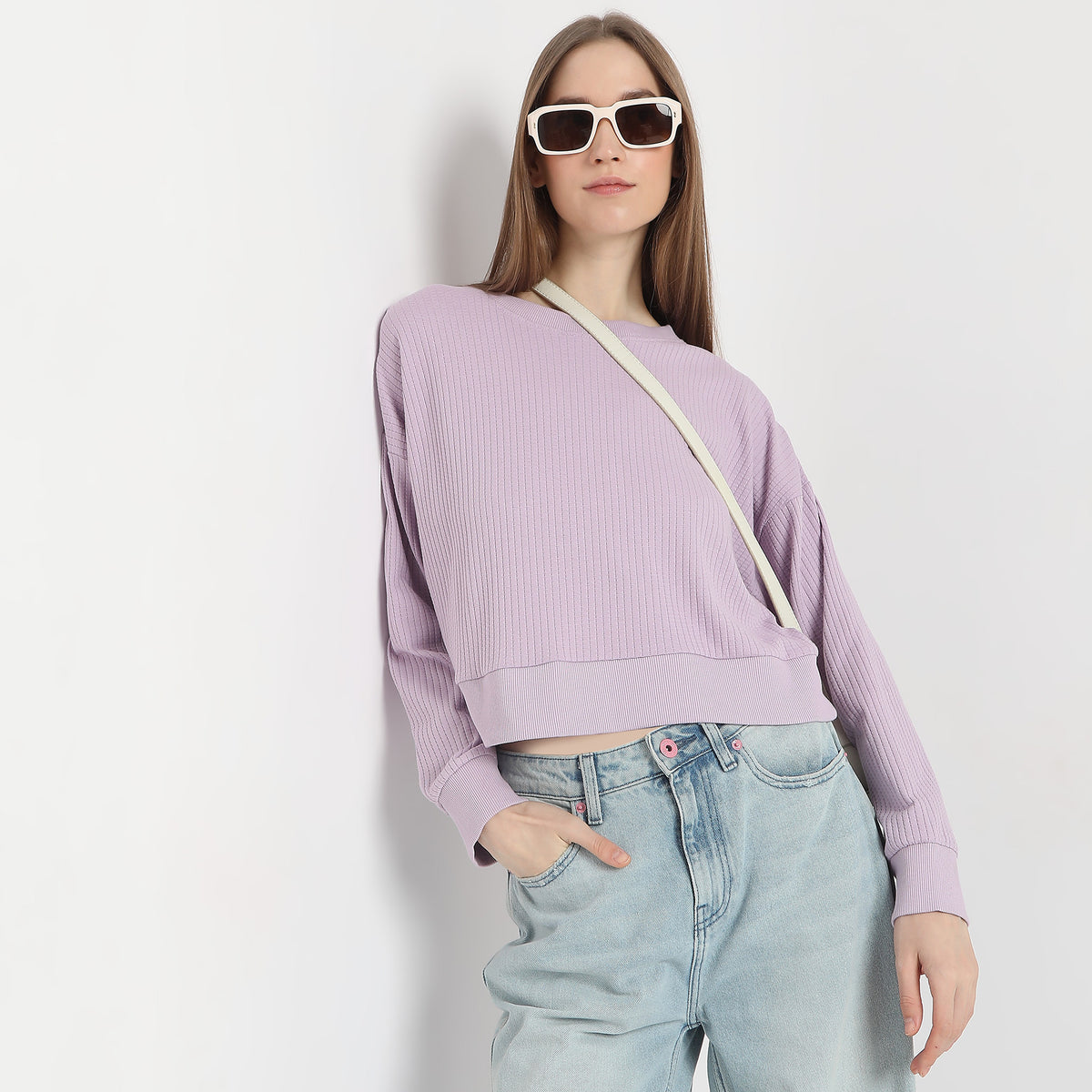 Cropped Solid Round Neck Sweat Tee