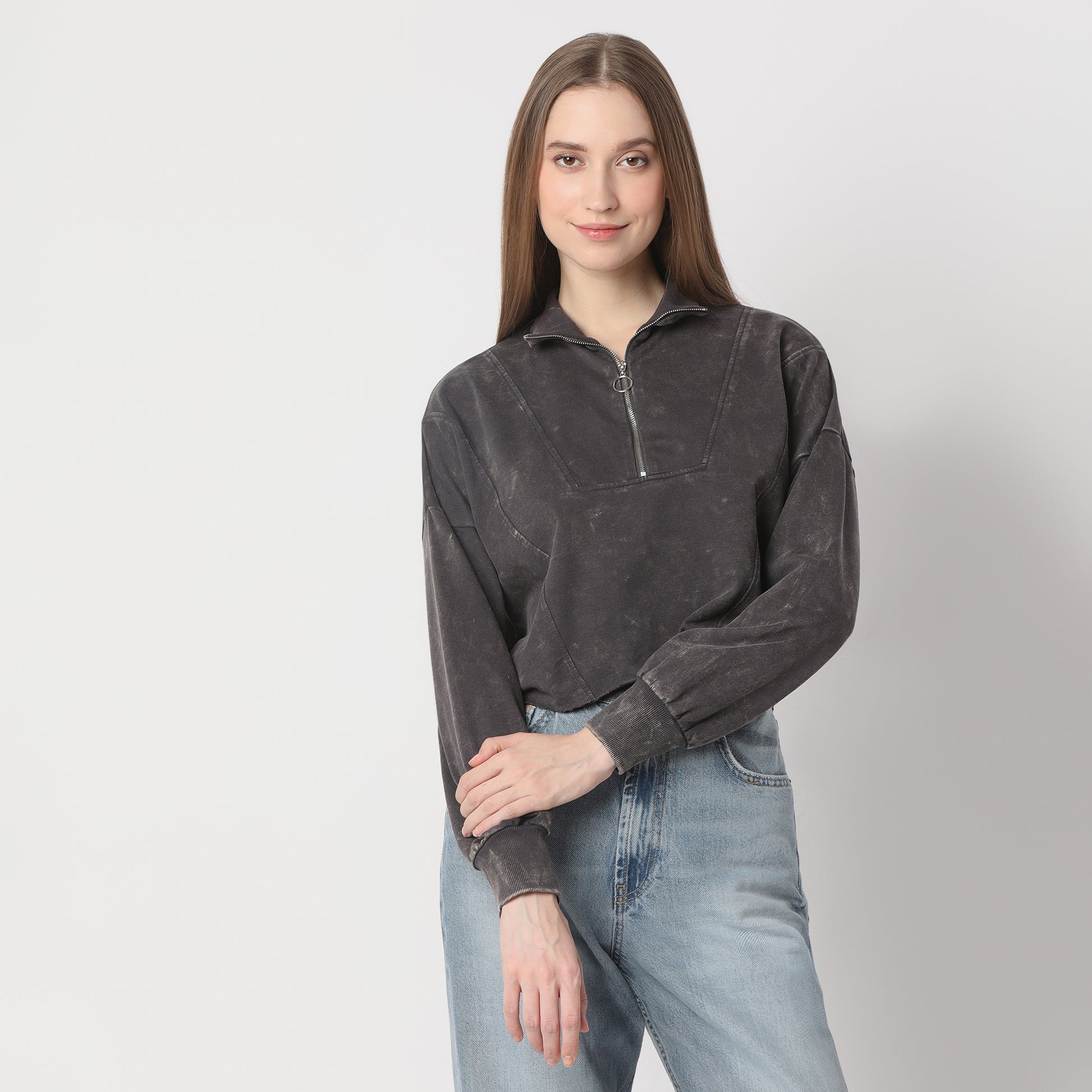 Boxy Fit Solid Cropped Sweat Tee