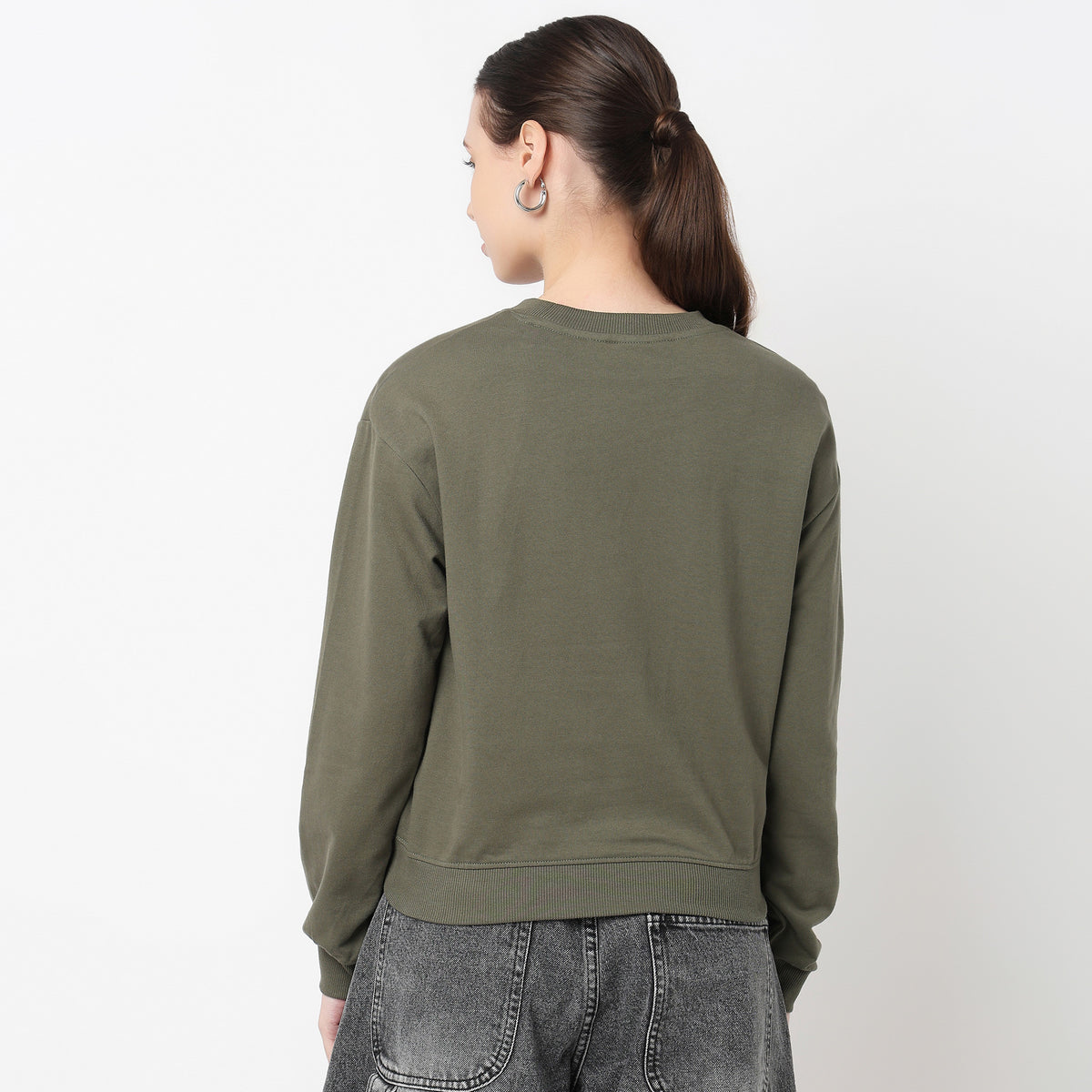 Round Neck Graphic Sweat Tee 