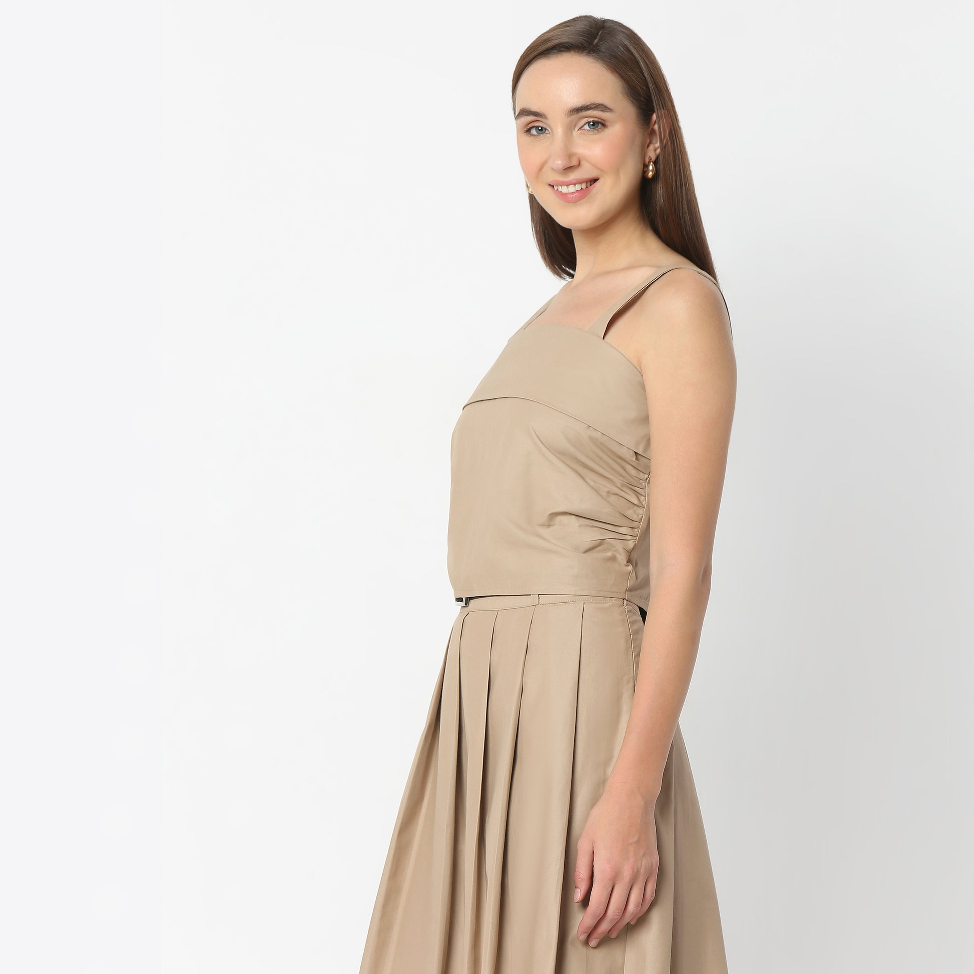 Regular Fit Solid Square Neck Cropped Crop Top