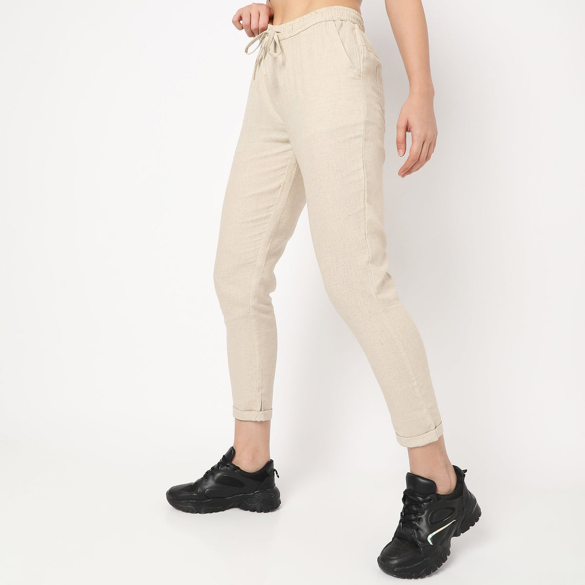 Regular Fit Solid Mid Rise Trousers