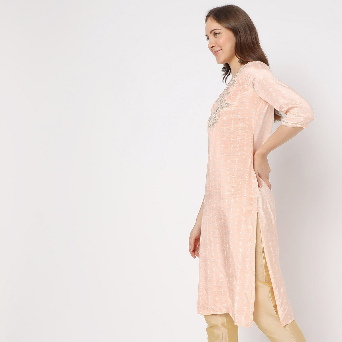 Regular Fit Embellished Kurta