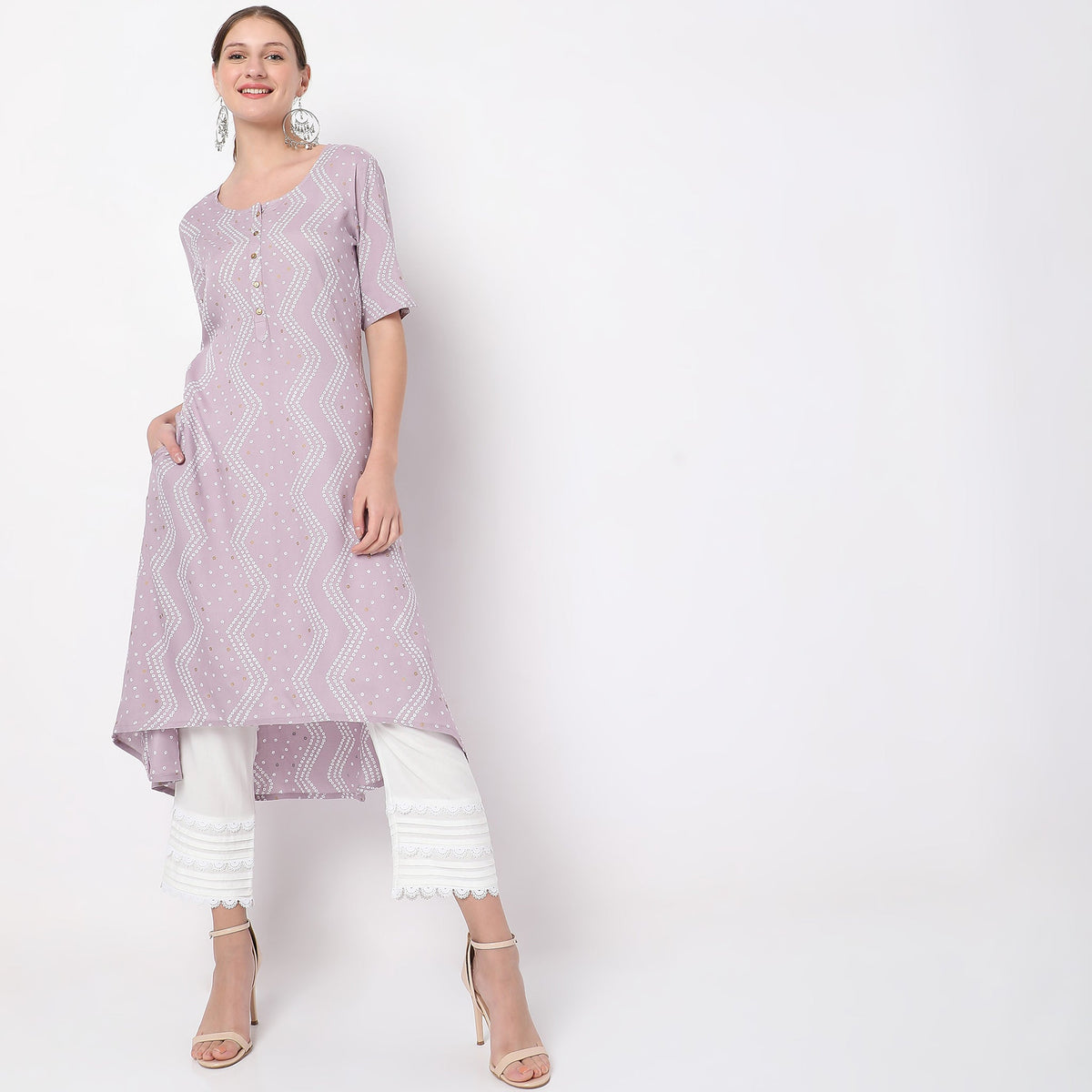 Women Wearing Regular Fit Printed Kurta