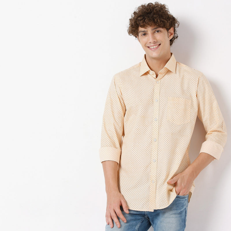 Men Wearing Regular Fit Printed Shirt