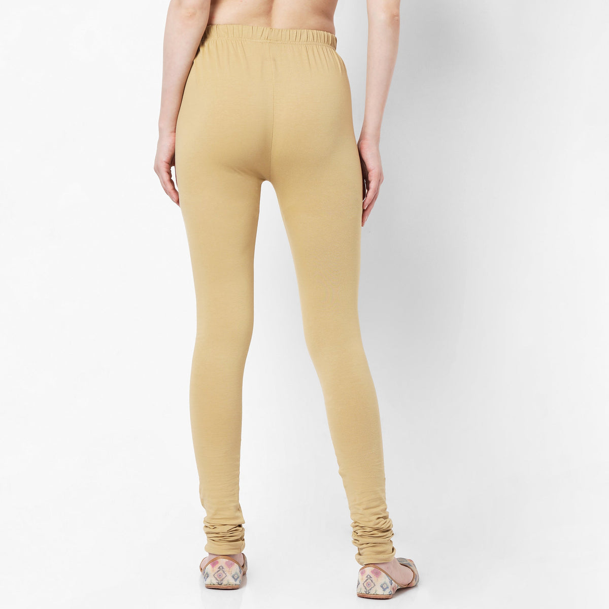 Straight Fit Solid Mid Rise Leggings