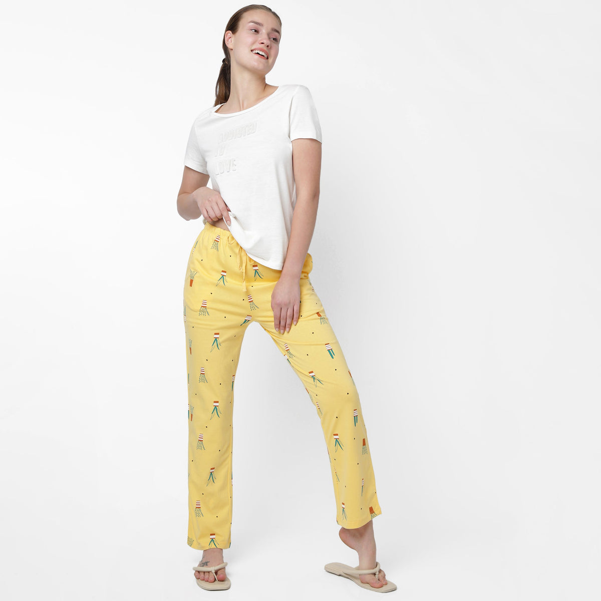 Women Wearing Regular Fit Printed Mid Rise Pyjama