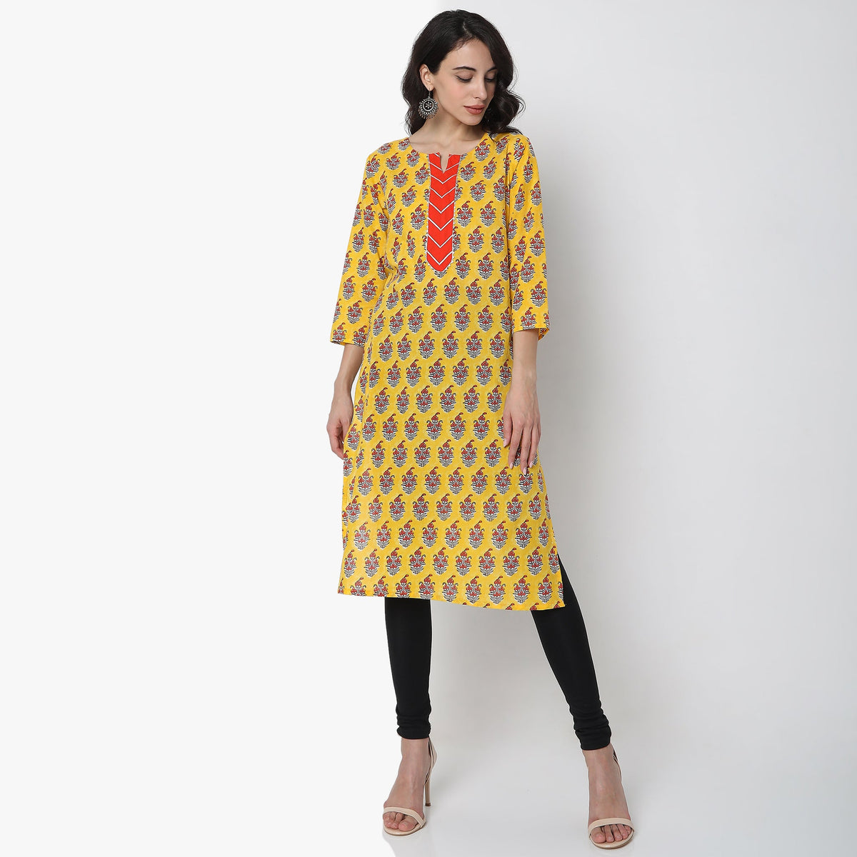 Women Wearing Regular Fit Printed Kurta