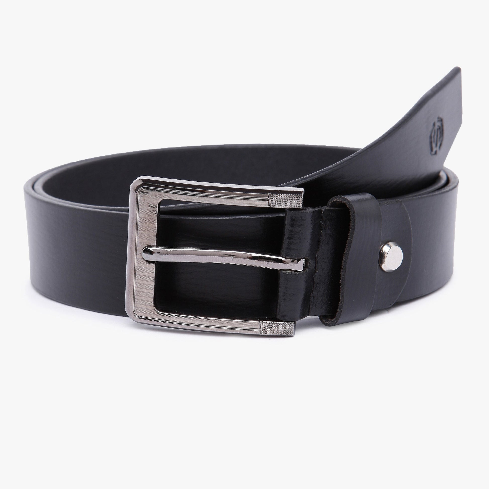 Men Wearing Genuine Leather Black Belts