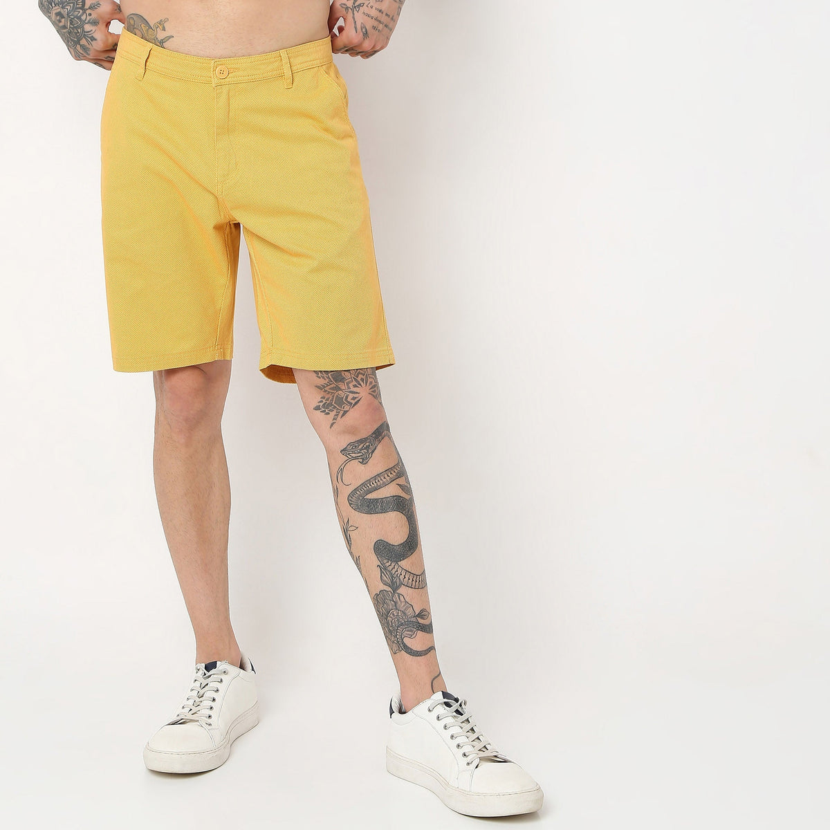 Regular Fit Solid Mid Rise Shorts