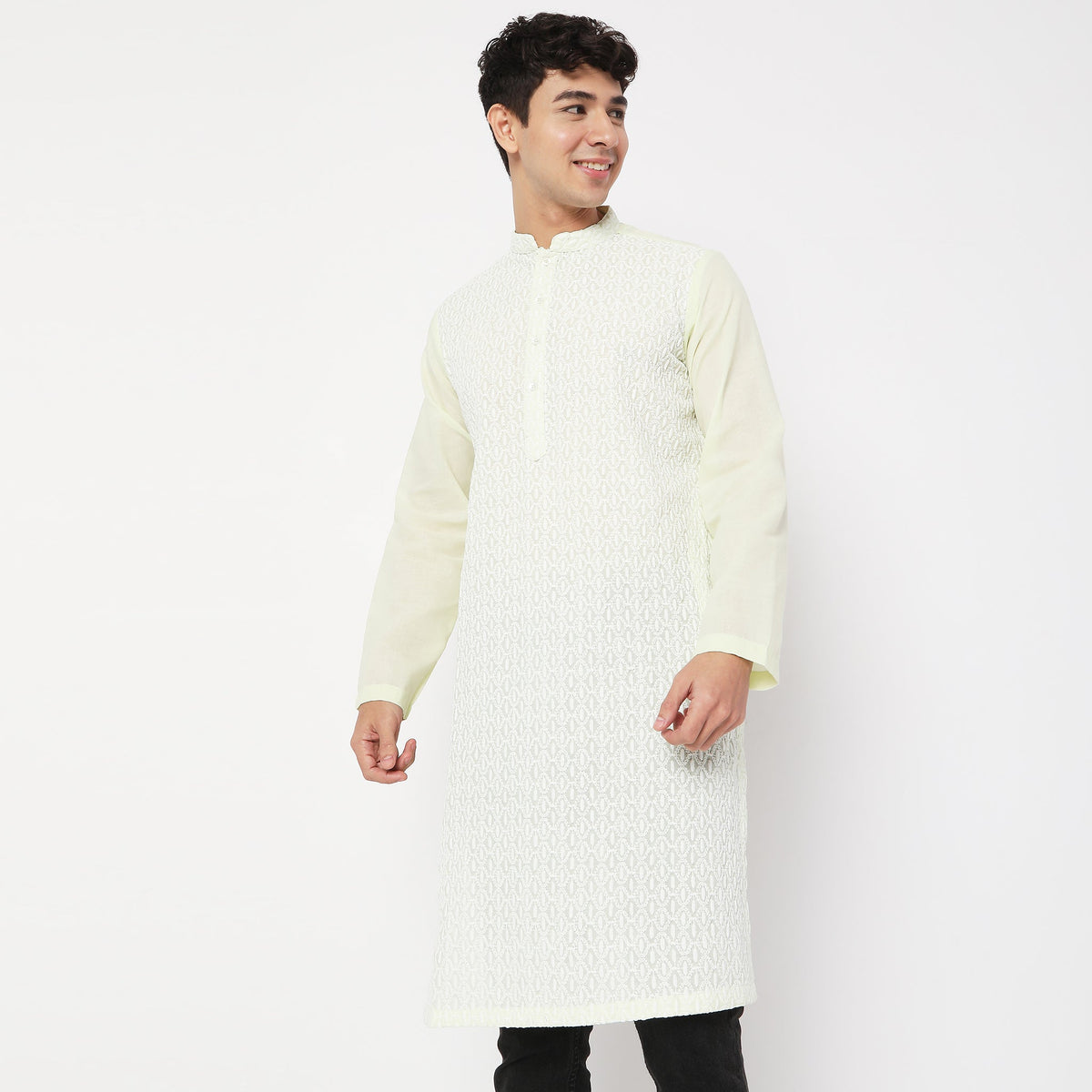 Regular Fit Embroidered Kurta