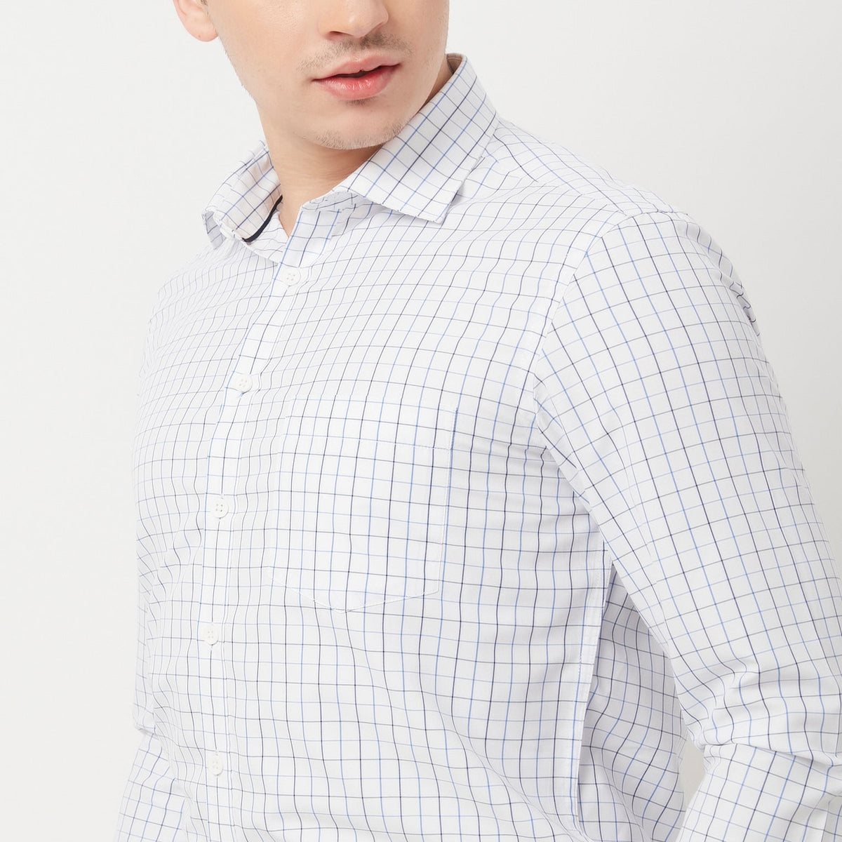 Men Wearing Slim Fit Checkered Shirt