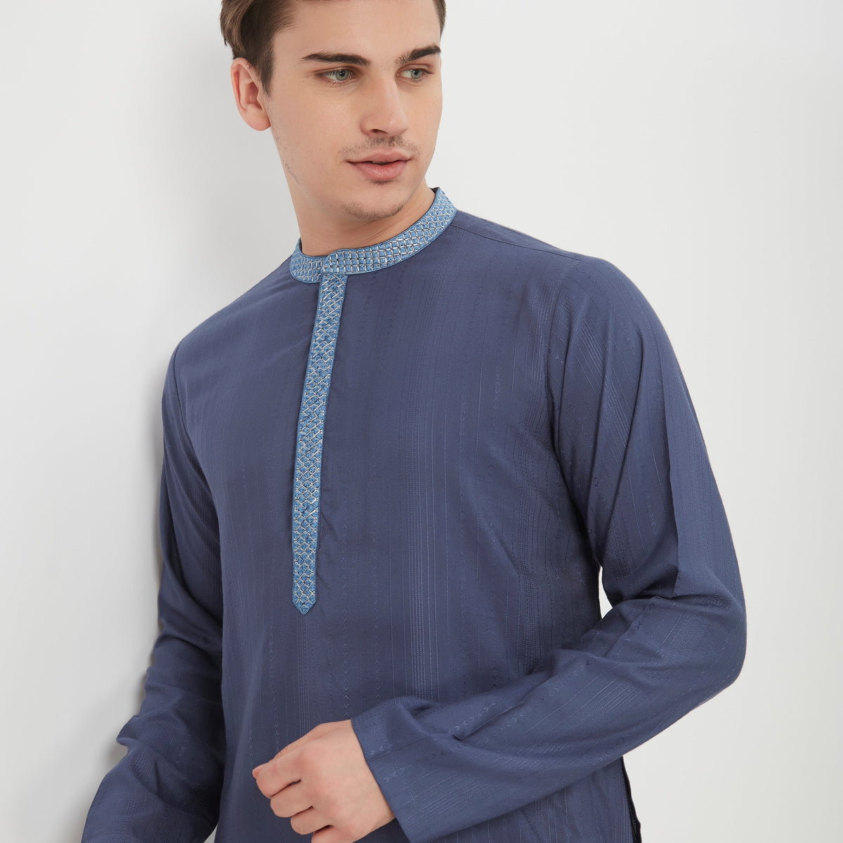 Men Wearing Regular Fit Embroidered Kurta