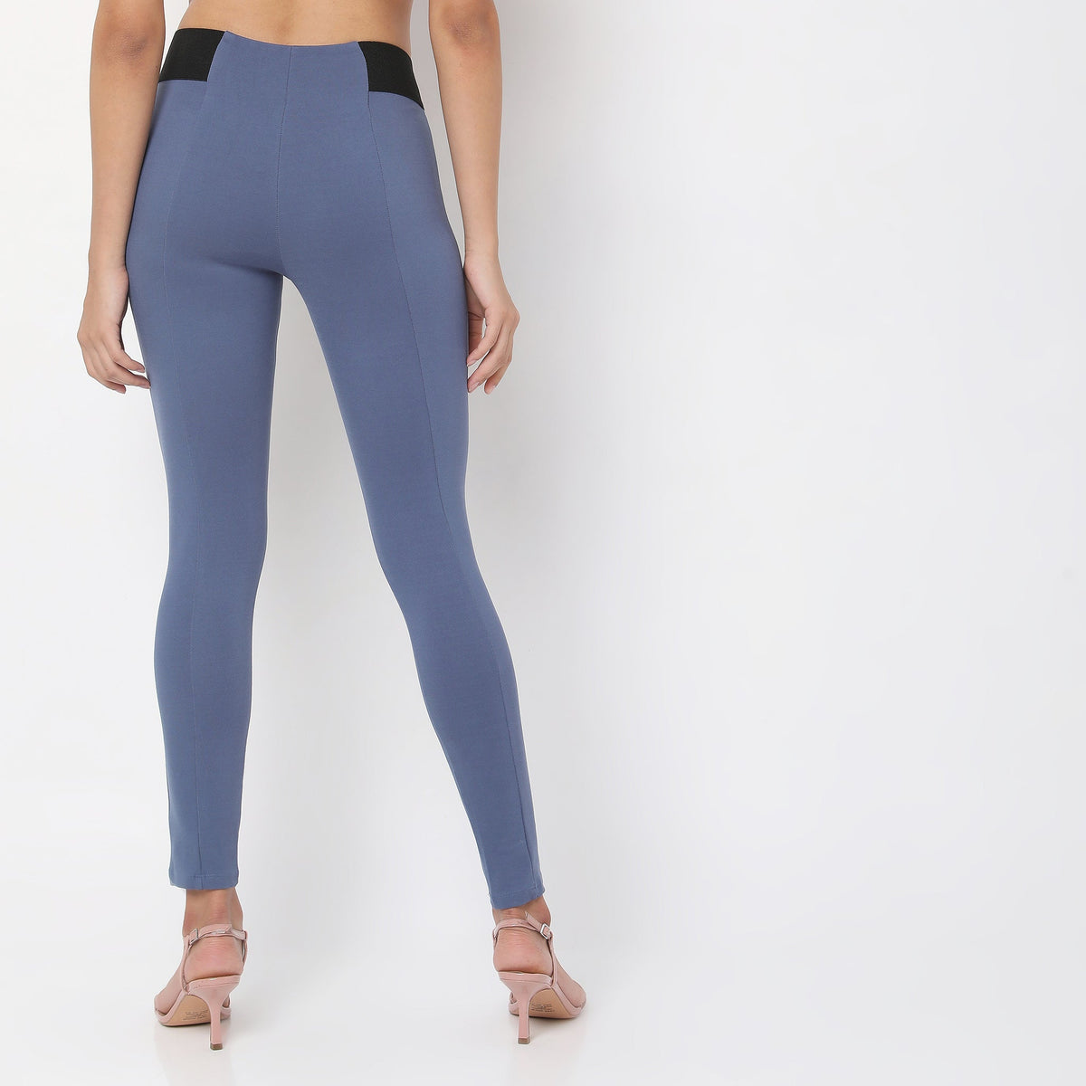 Slim Fit Solid Jeggings