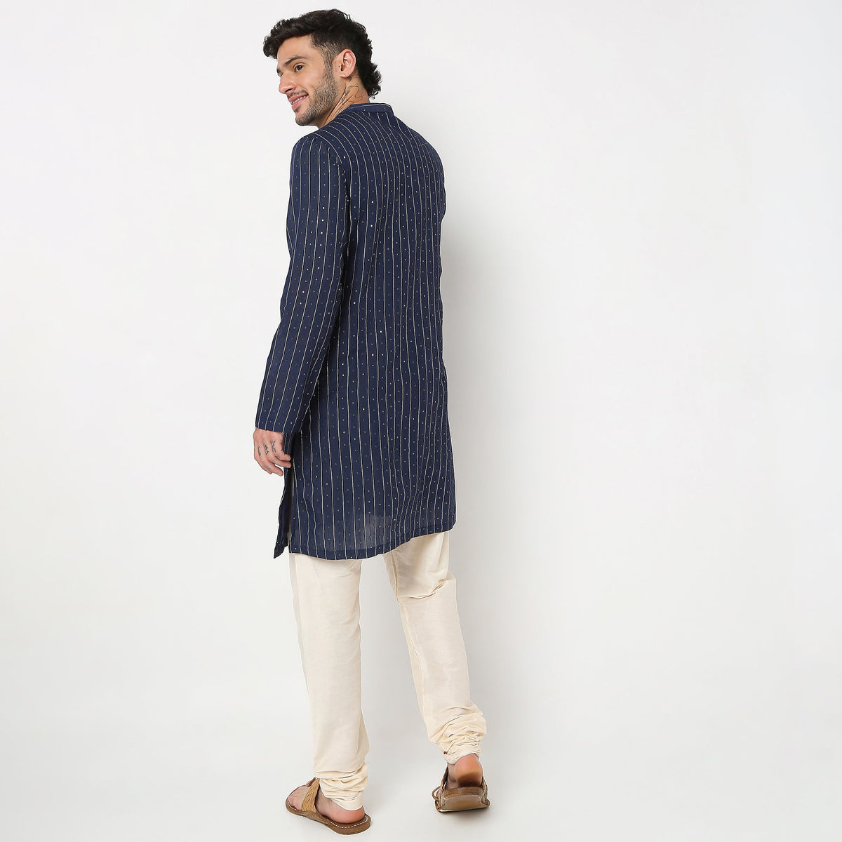 Regular Fit Embellished Kurta