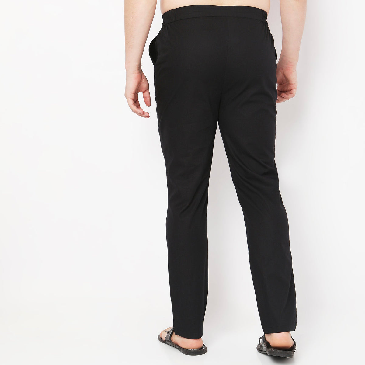 Slim Fit Solid Mid Rise Trousers