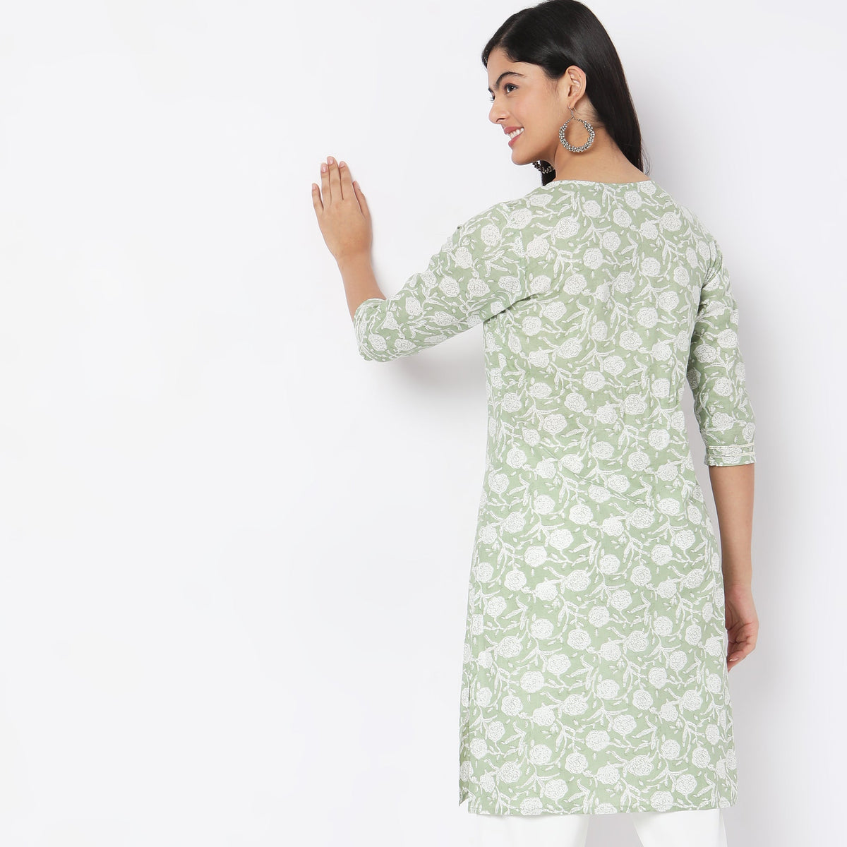 Straight Fit Printed Kurta