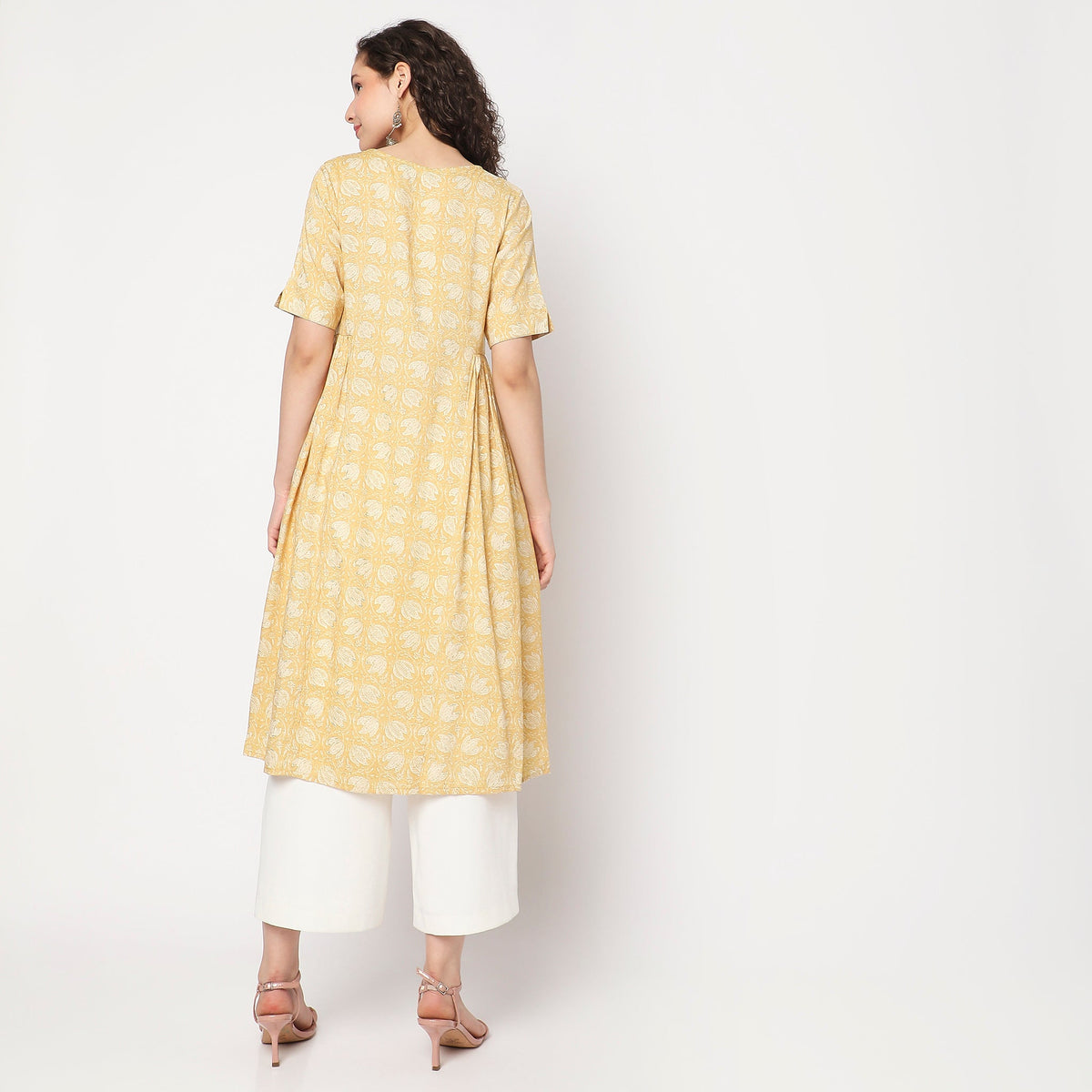 Women Wearing Flare Fit Printed Kurta