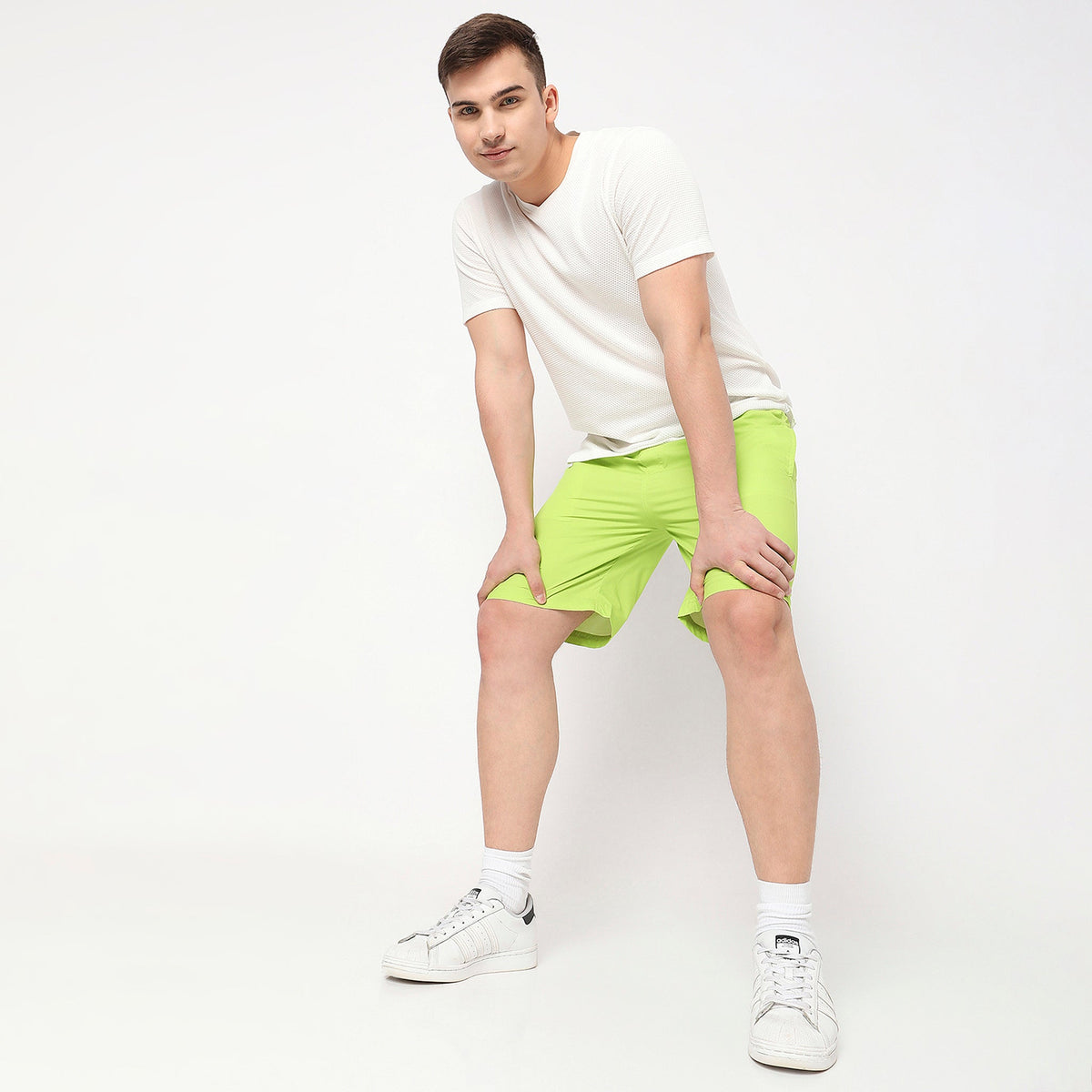 Regular Fit Solid Mid Rise Shorts