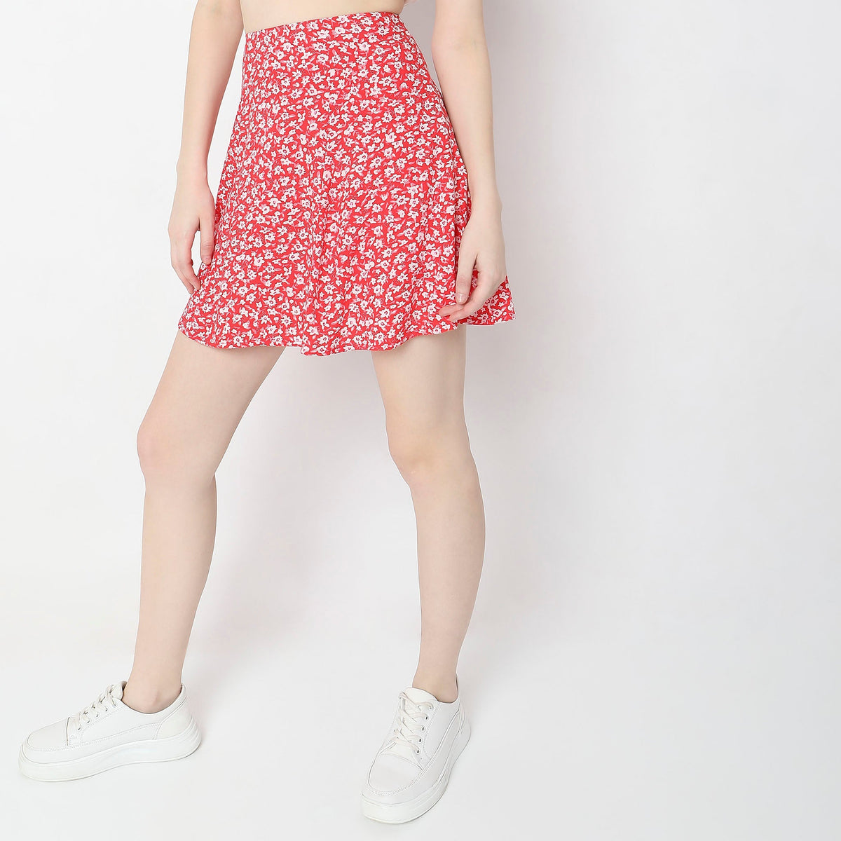 Women Wearing Regular Fit Floral High Rise Skirt