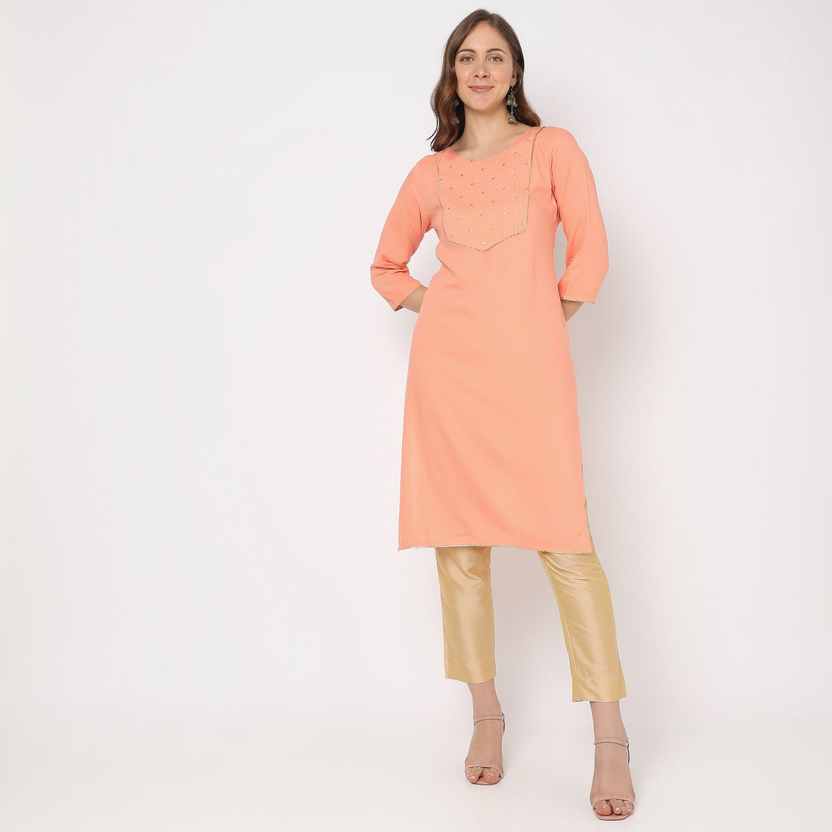 Straight Fit Embellished Kurta