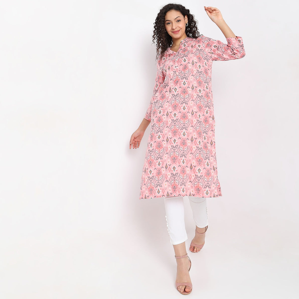 Women Wearing Straight Fit Floral Kurta