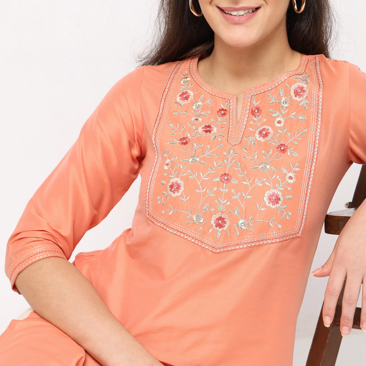 Straight Fit Embroidered Kurta