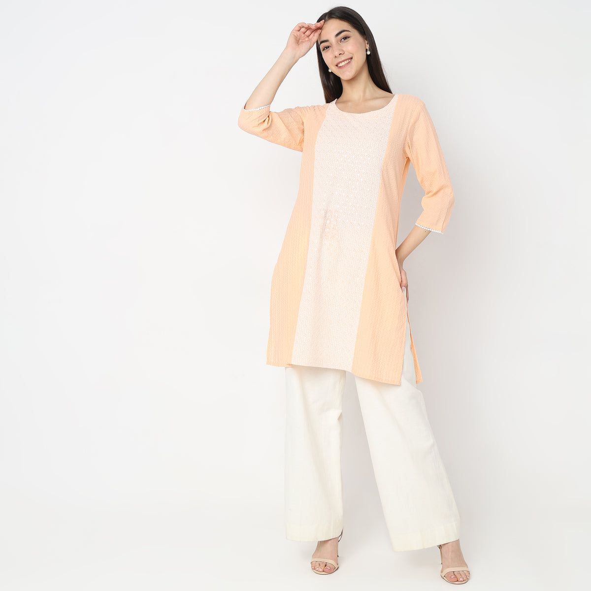 Straight Fit Embroidered Kurta