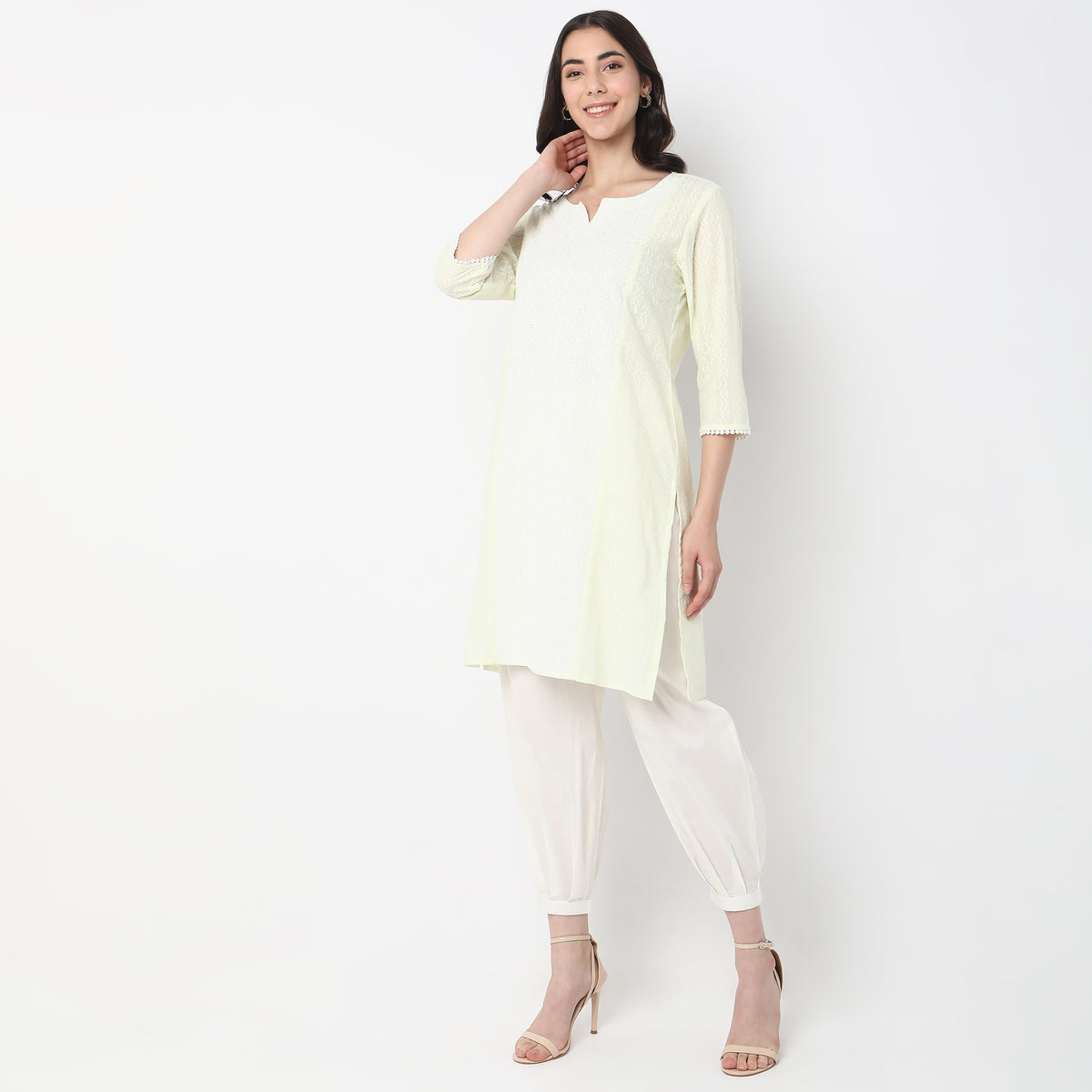 Straight Fit Embroidered Kurta