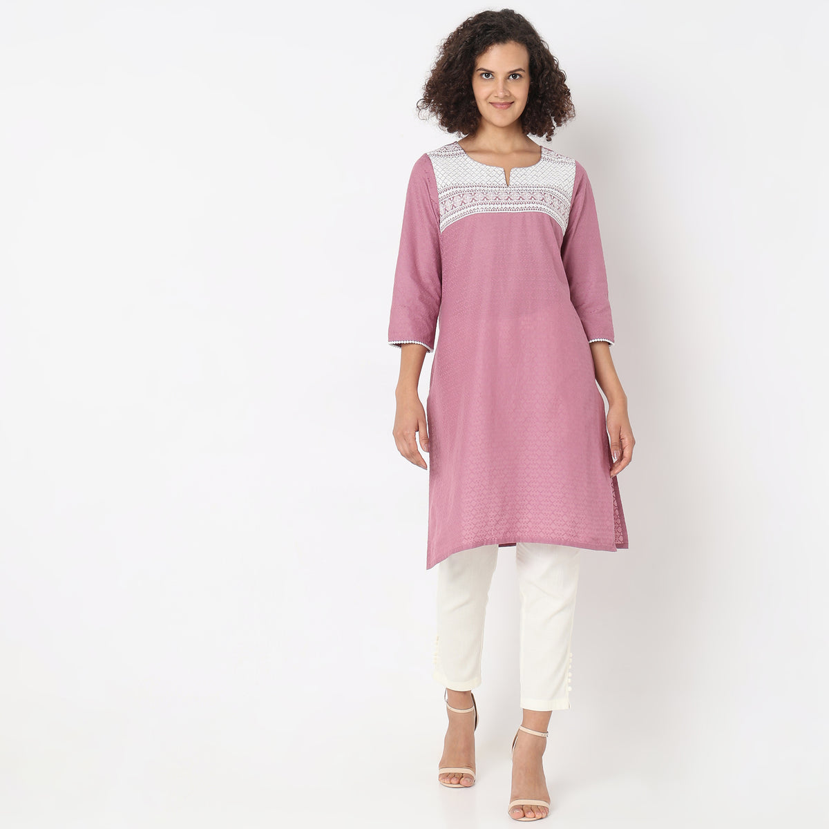 Straight Fit Embroidered Kurta