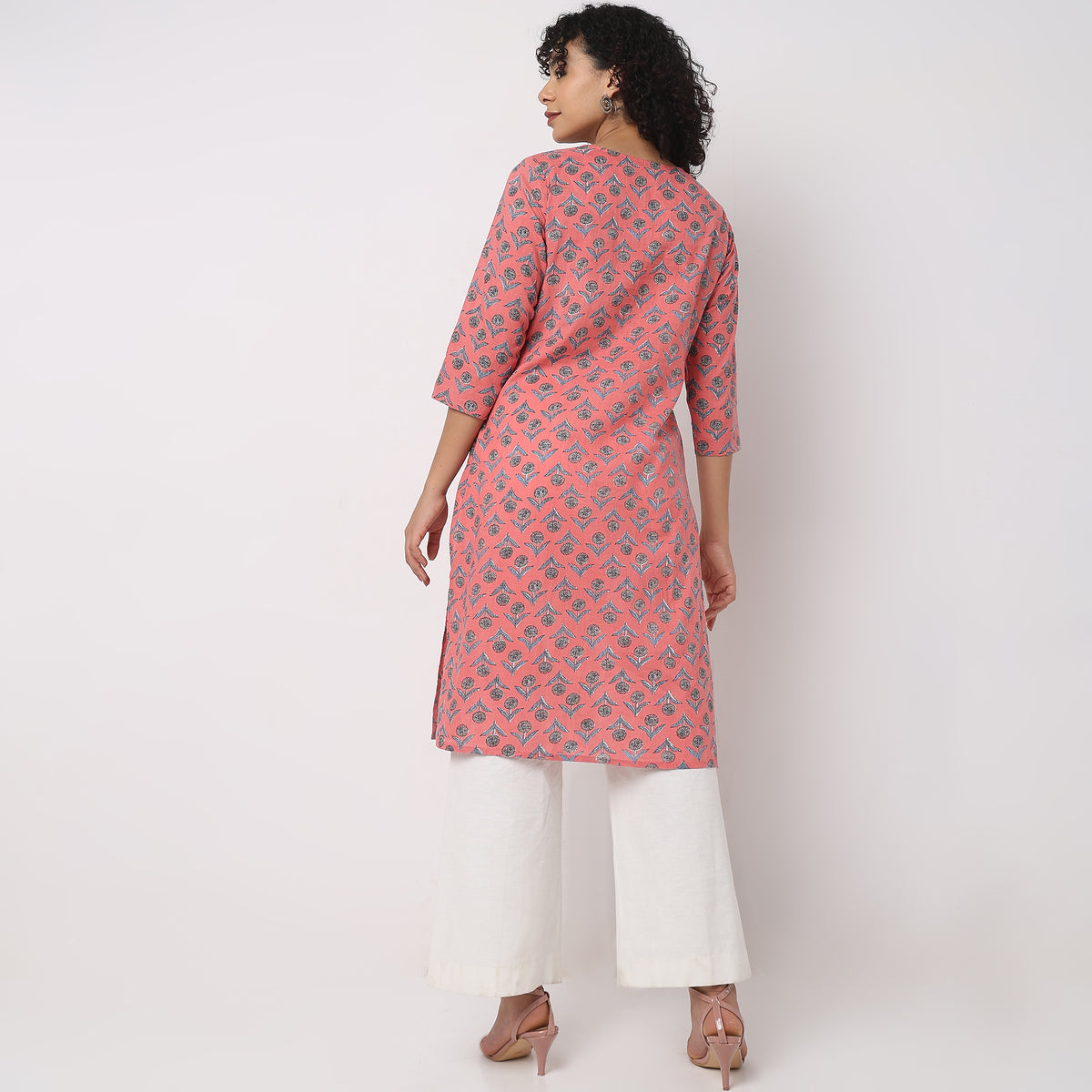 Straight Fit Printed Kurta