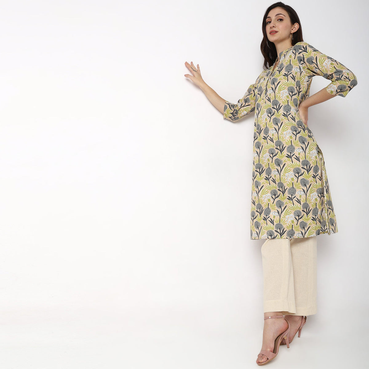 Straight Fit Printed Kurta