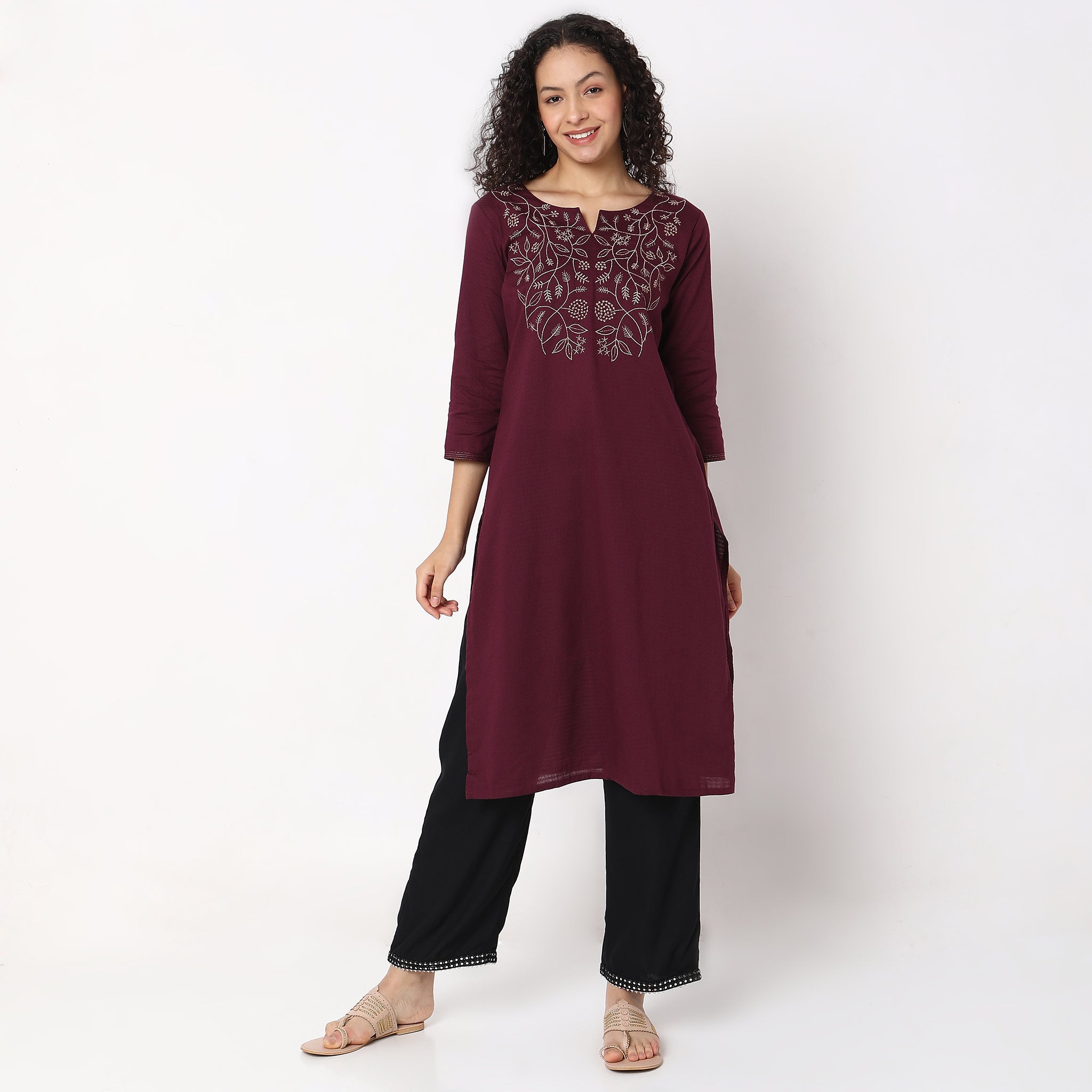 Straight Fit Embroidered Kurta