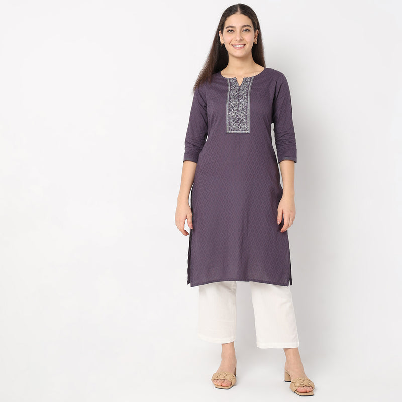 Straight Fit Embroidered Kurta