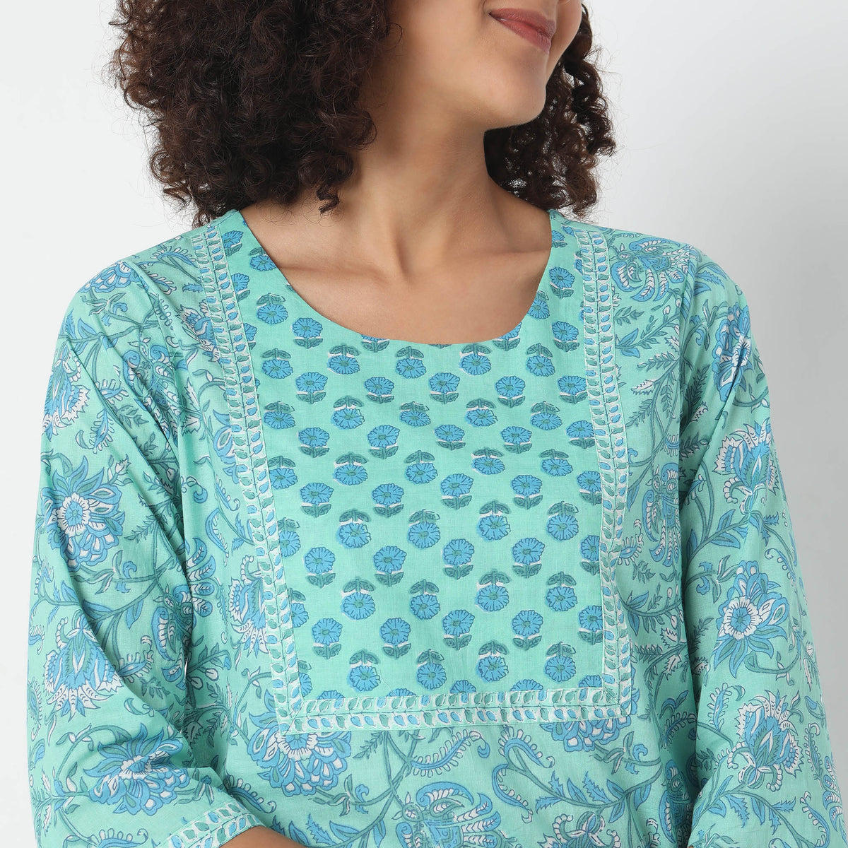 Straight Fit Printed Kurta