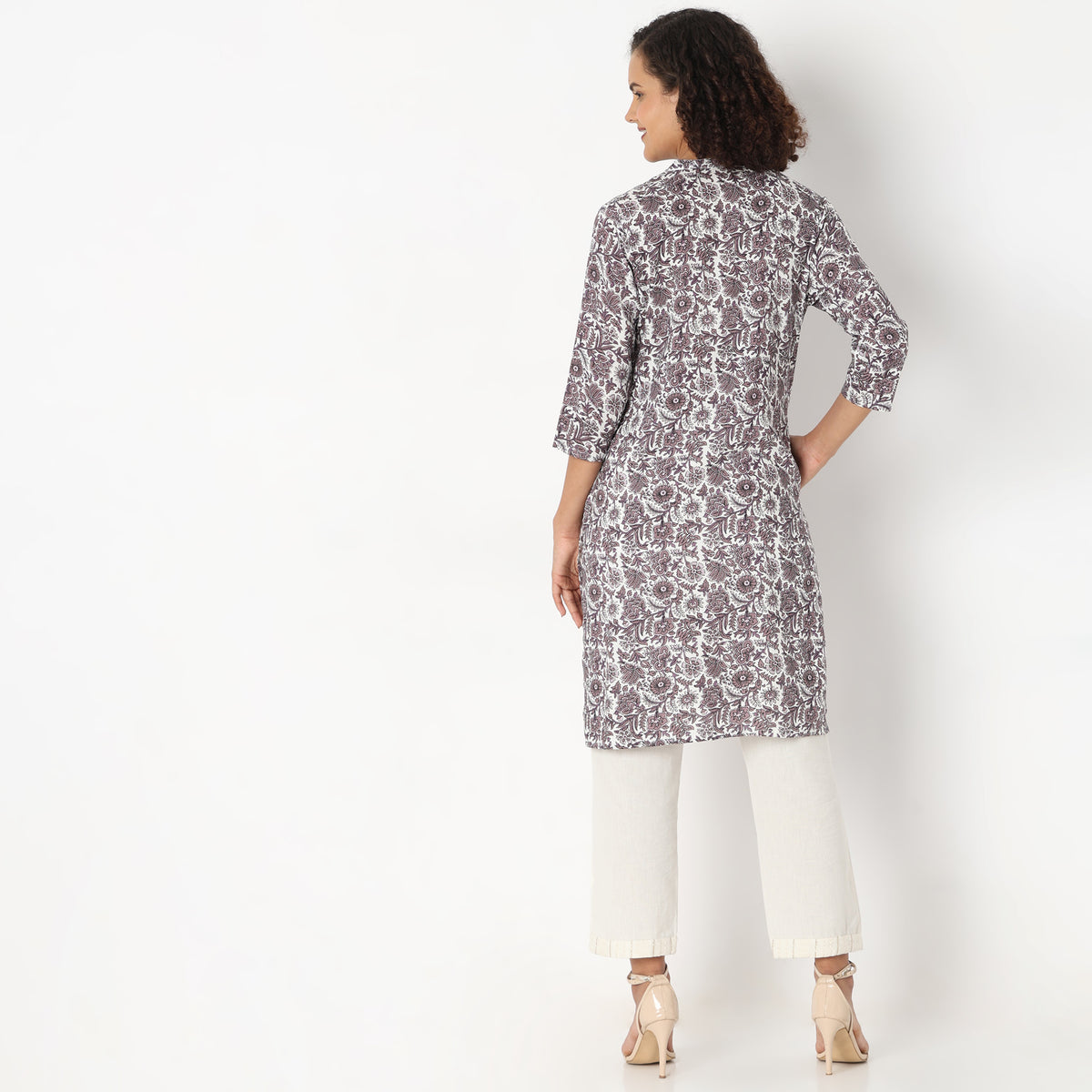 Straight Fit Printed Kurta