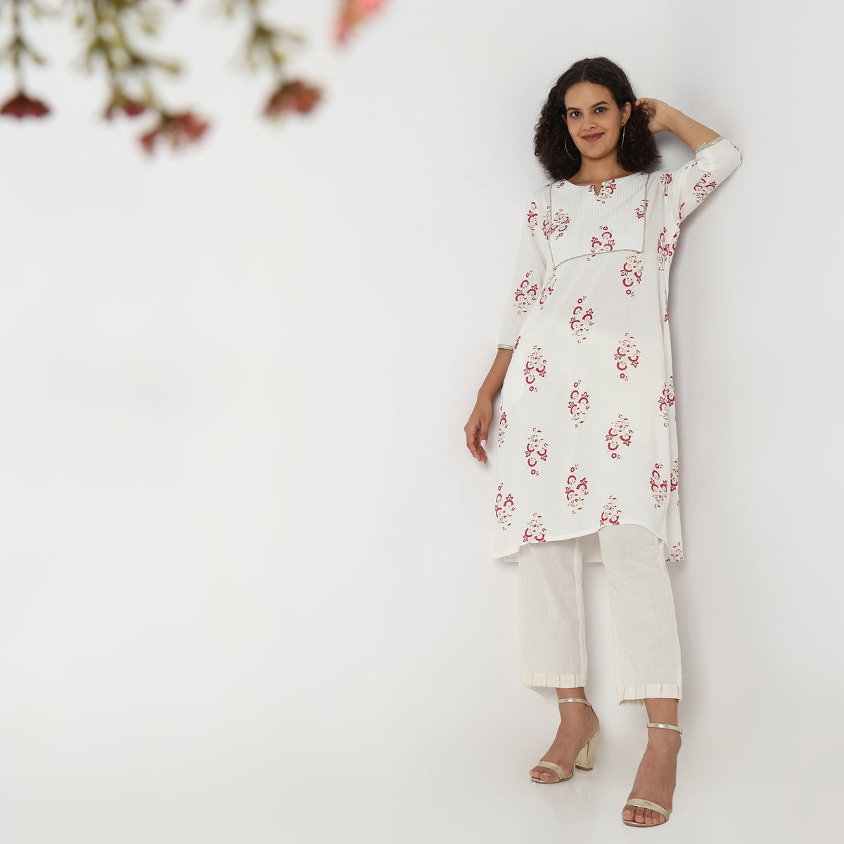 Straight Fit Printed Kurta