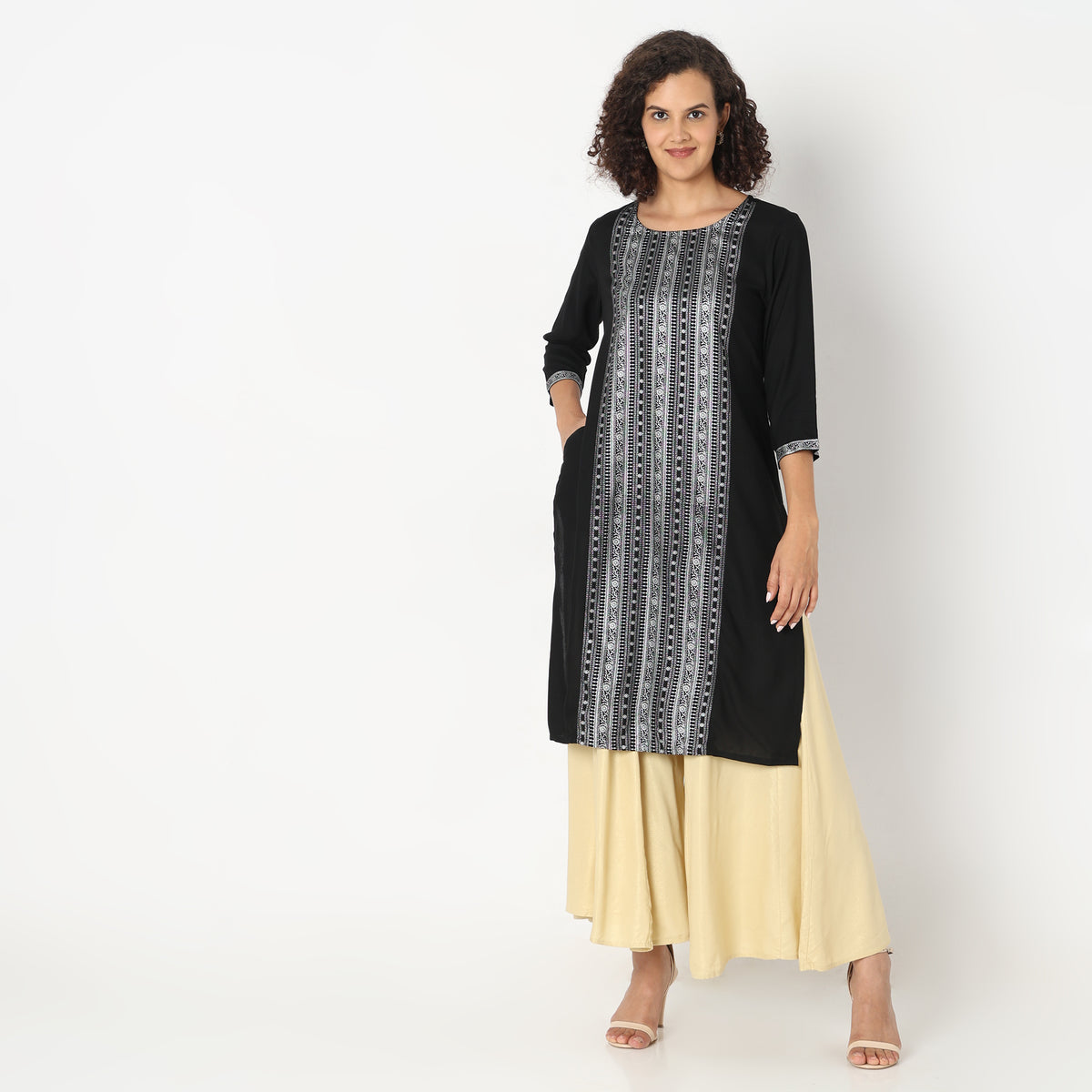 Straight Fit Printed Kurta