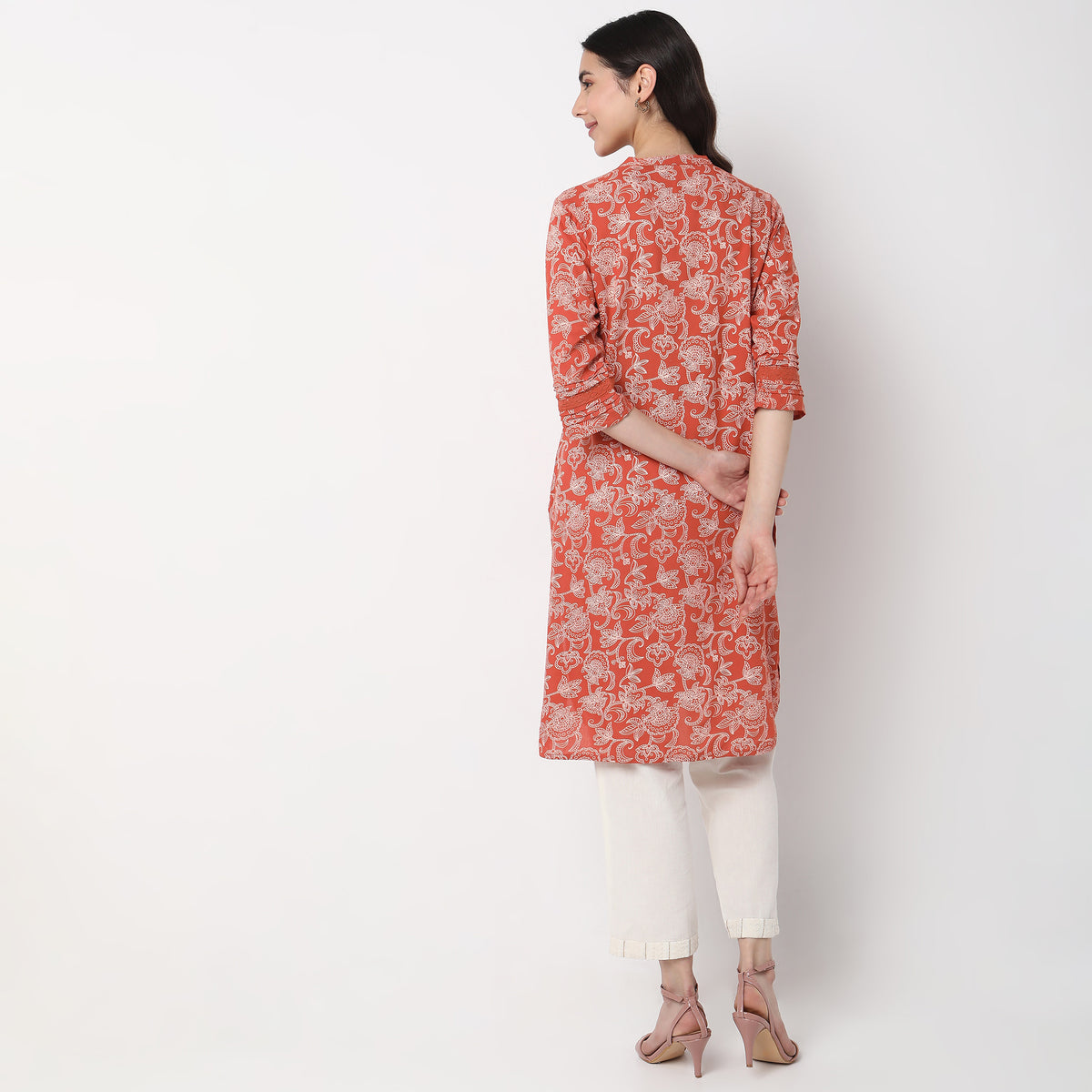 Straight Fit Printed Kurta