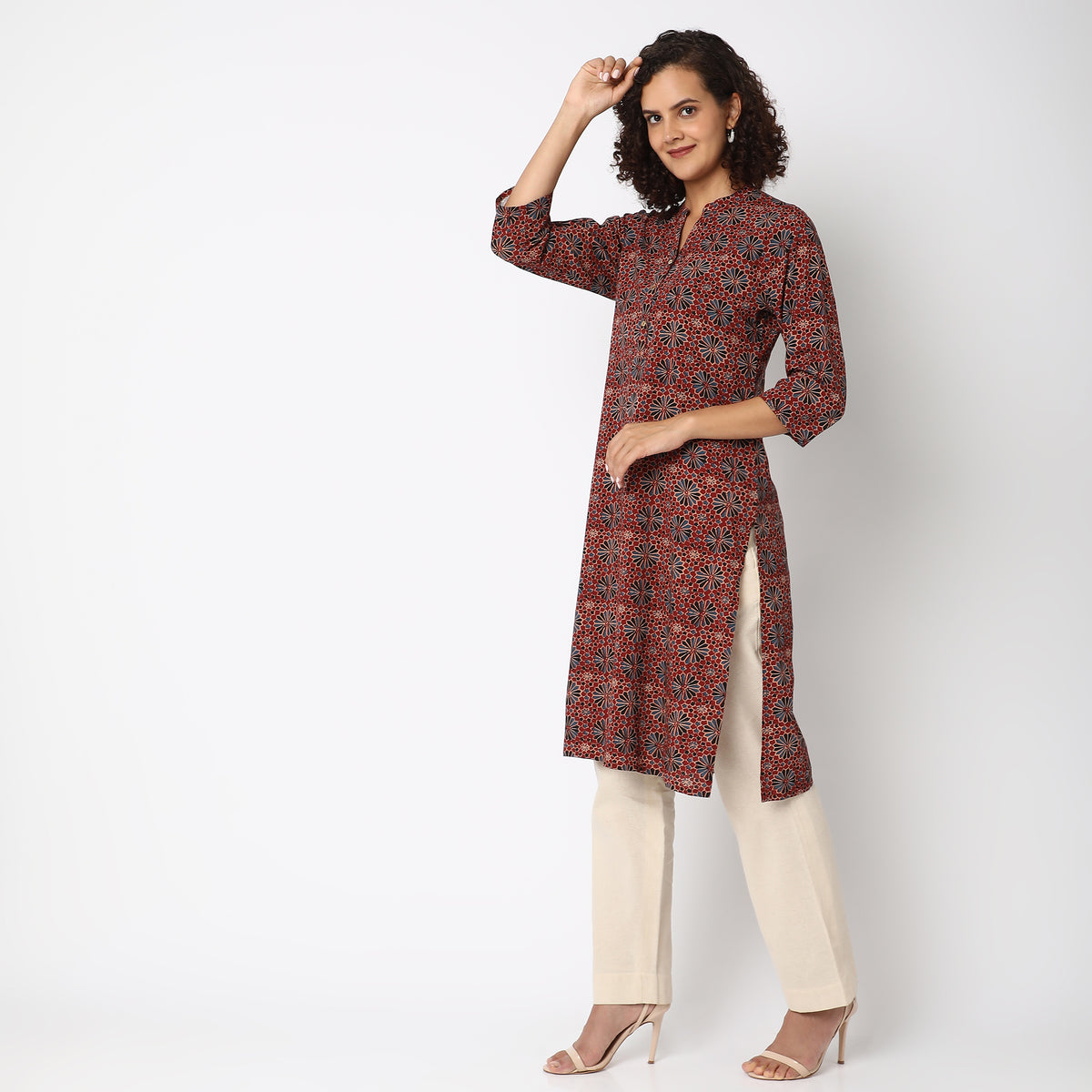 Straight Fit Printed Kurta