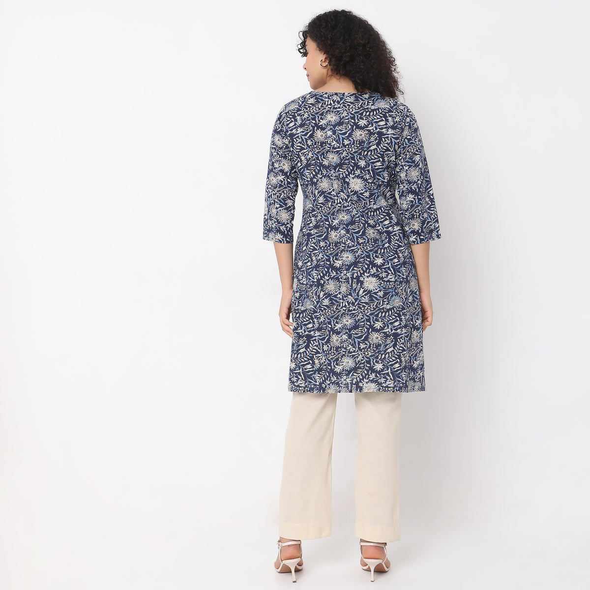 Straight Fit Floral Kurta