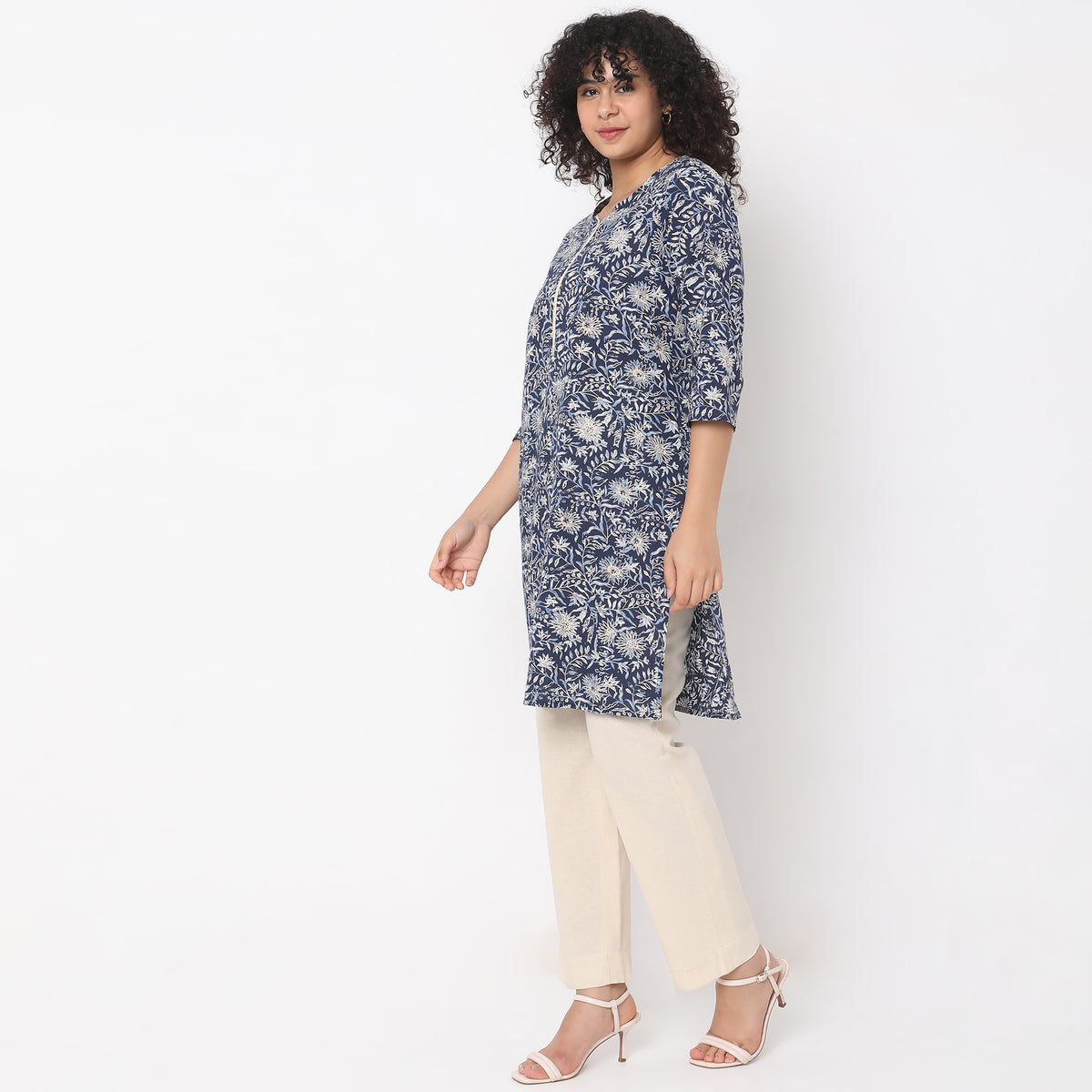 Straight Fit Floral Kurta