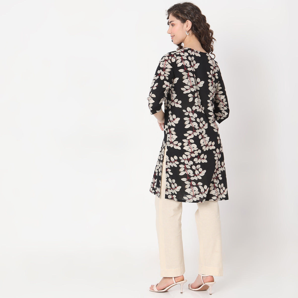 Straight Fit Floral Kurta