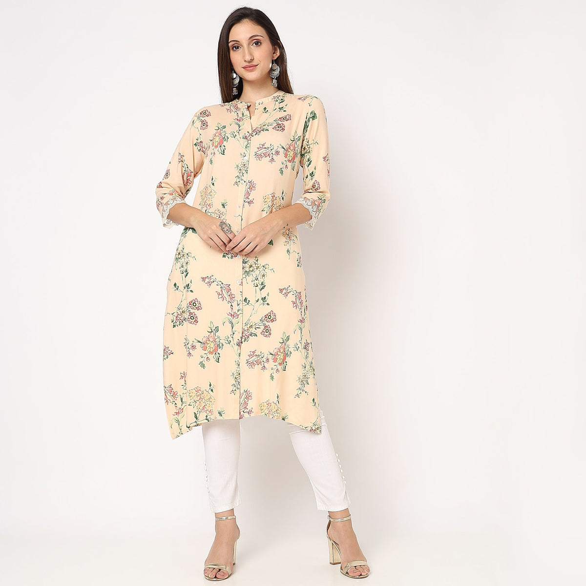 Women Wearing Flare Fit Printed Kurta