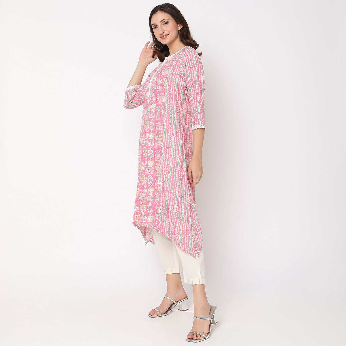 Women Wearing Flare Fit Printed Kurta